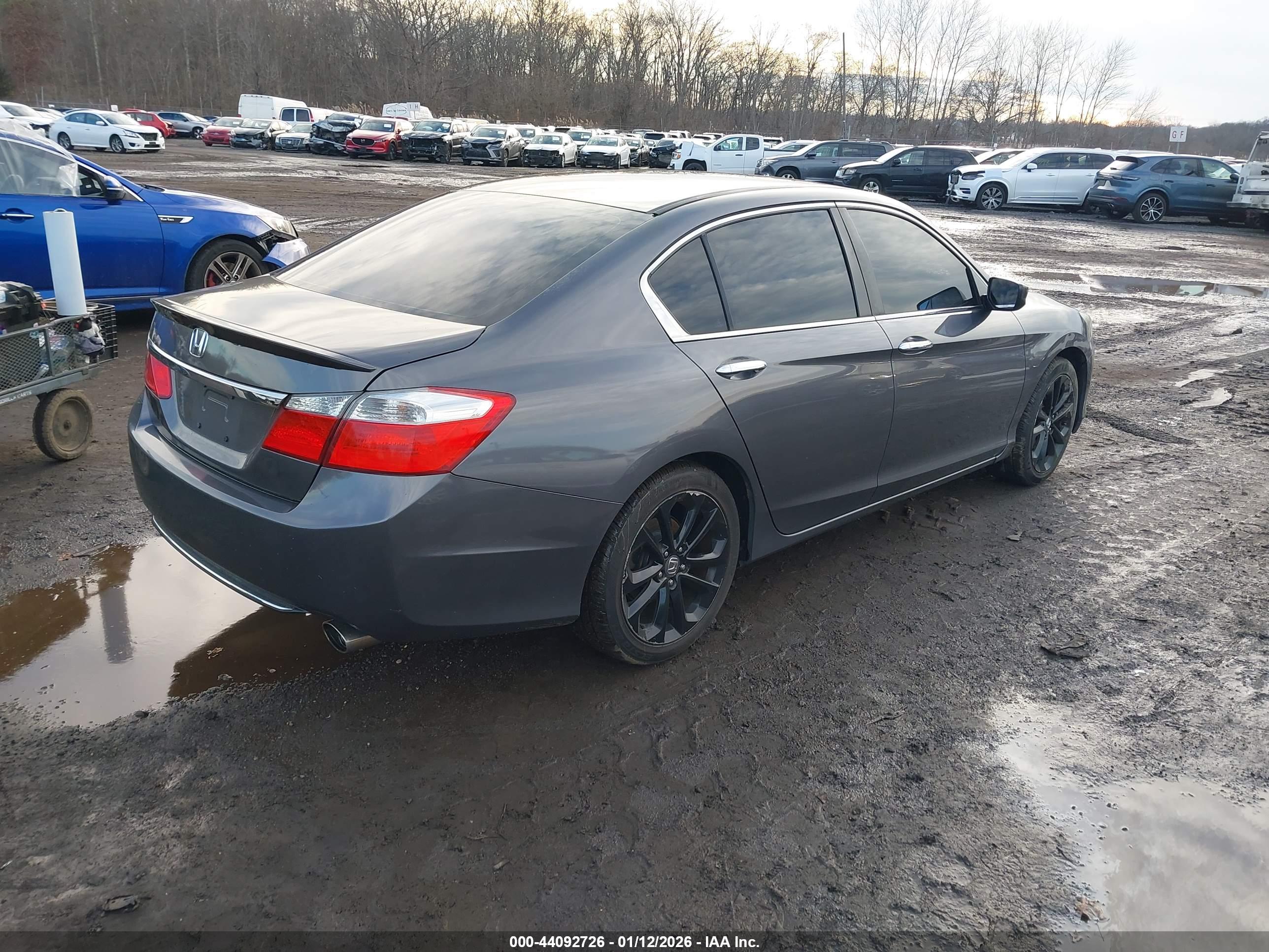 HONDA ACCORD image 4