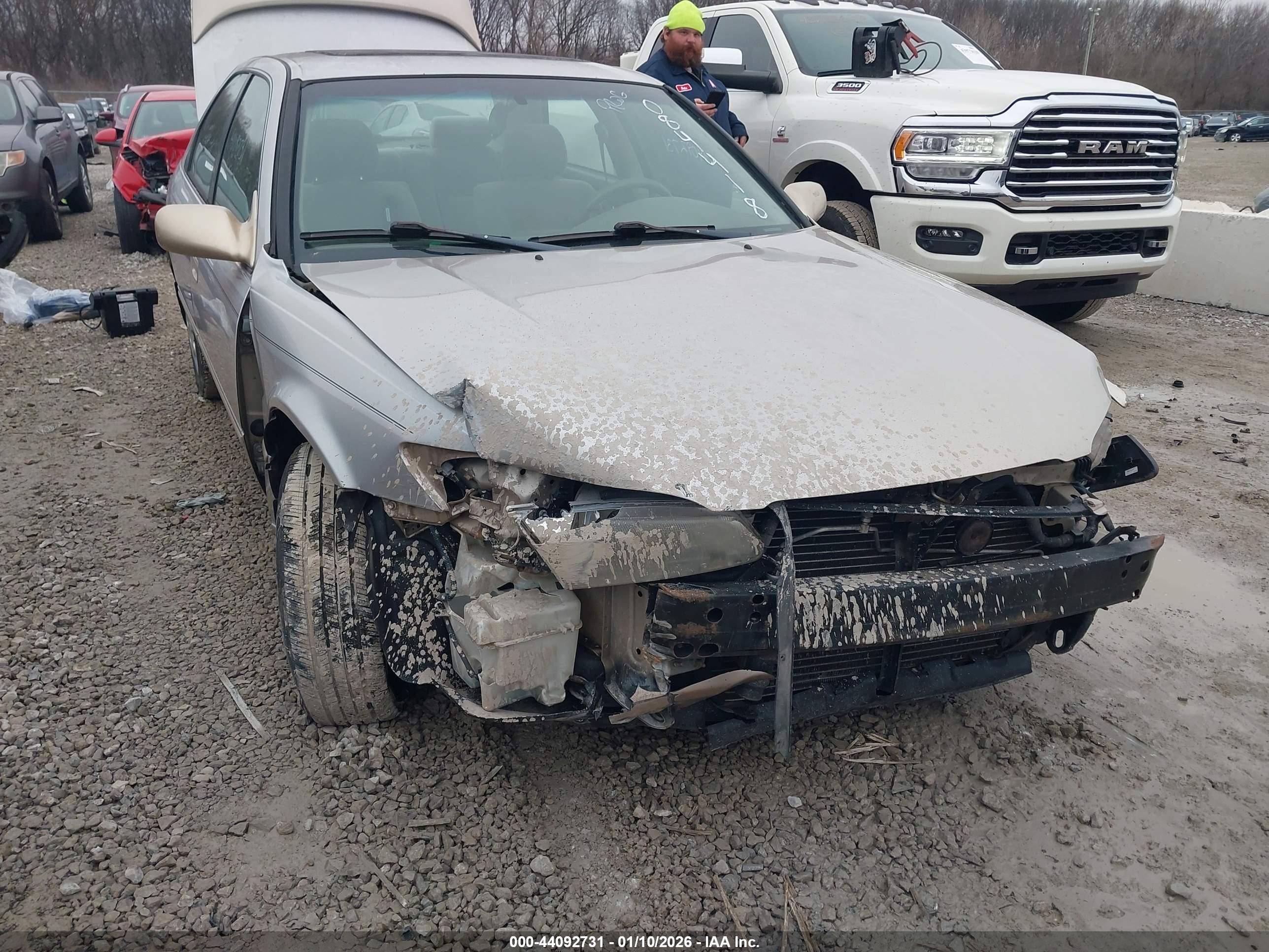TOYOTA CAMRY image 6