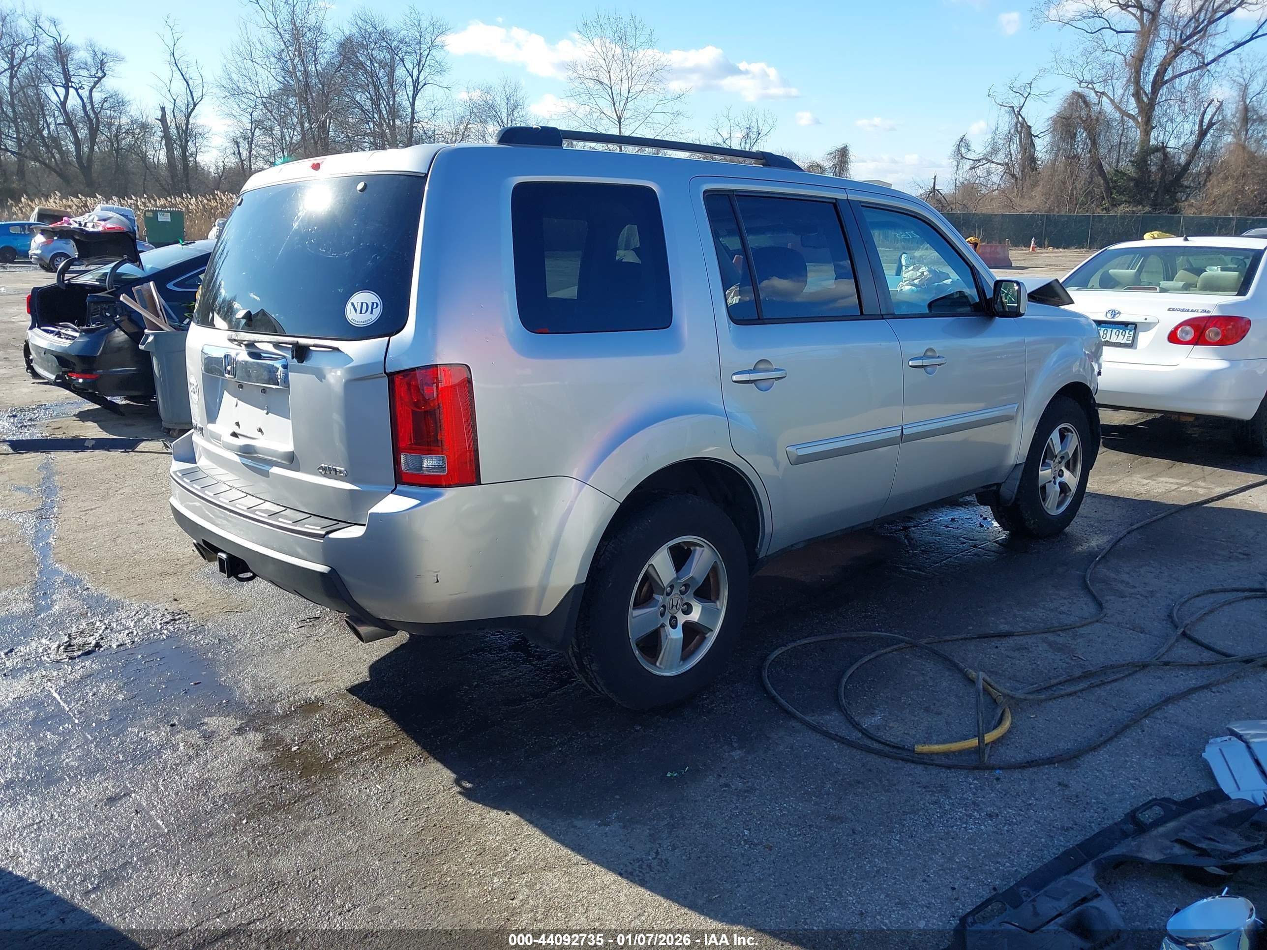 HONDA PILOT image 4