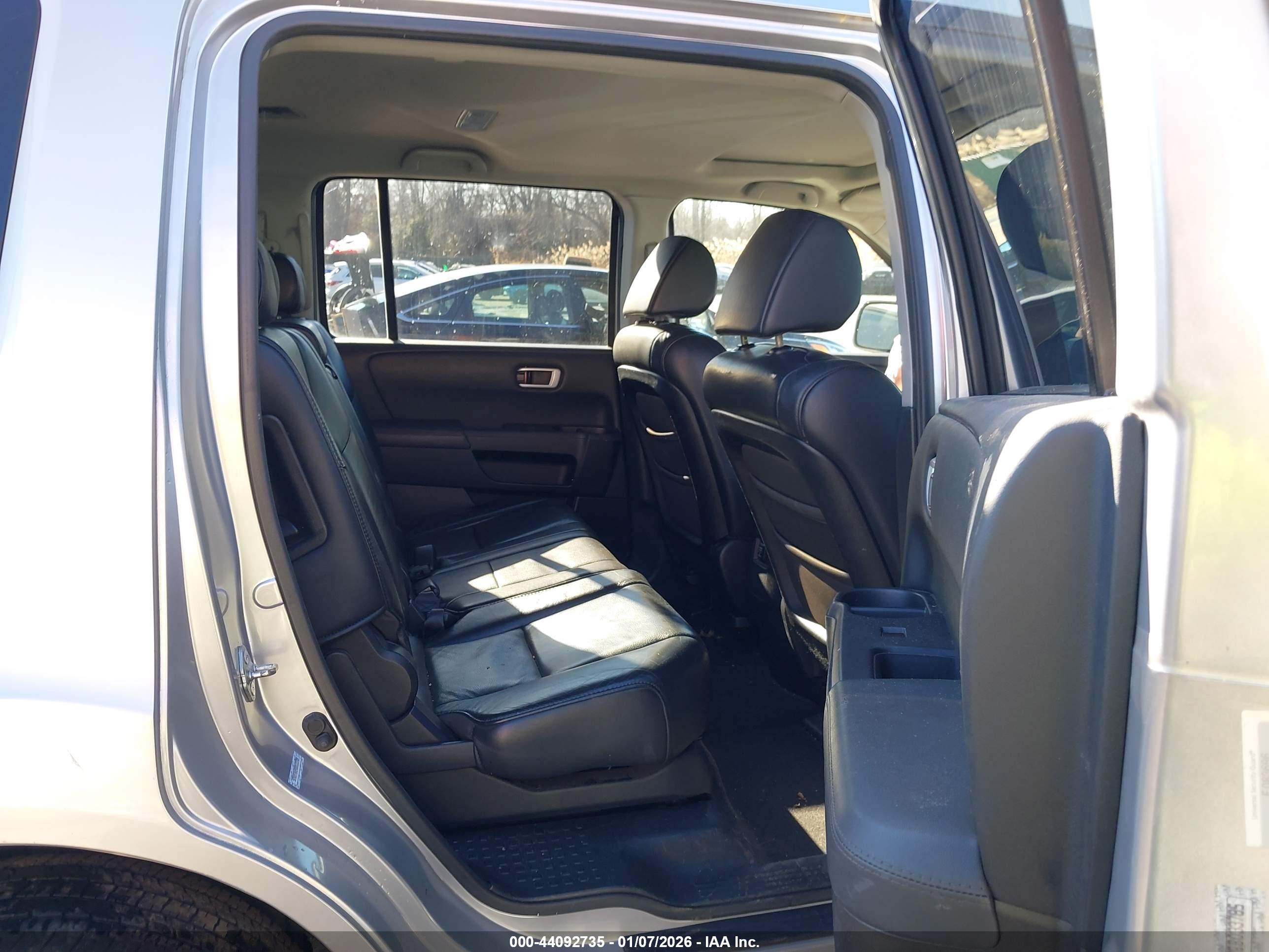 HONDA PILOT image 8
