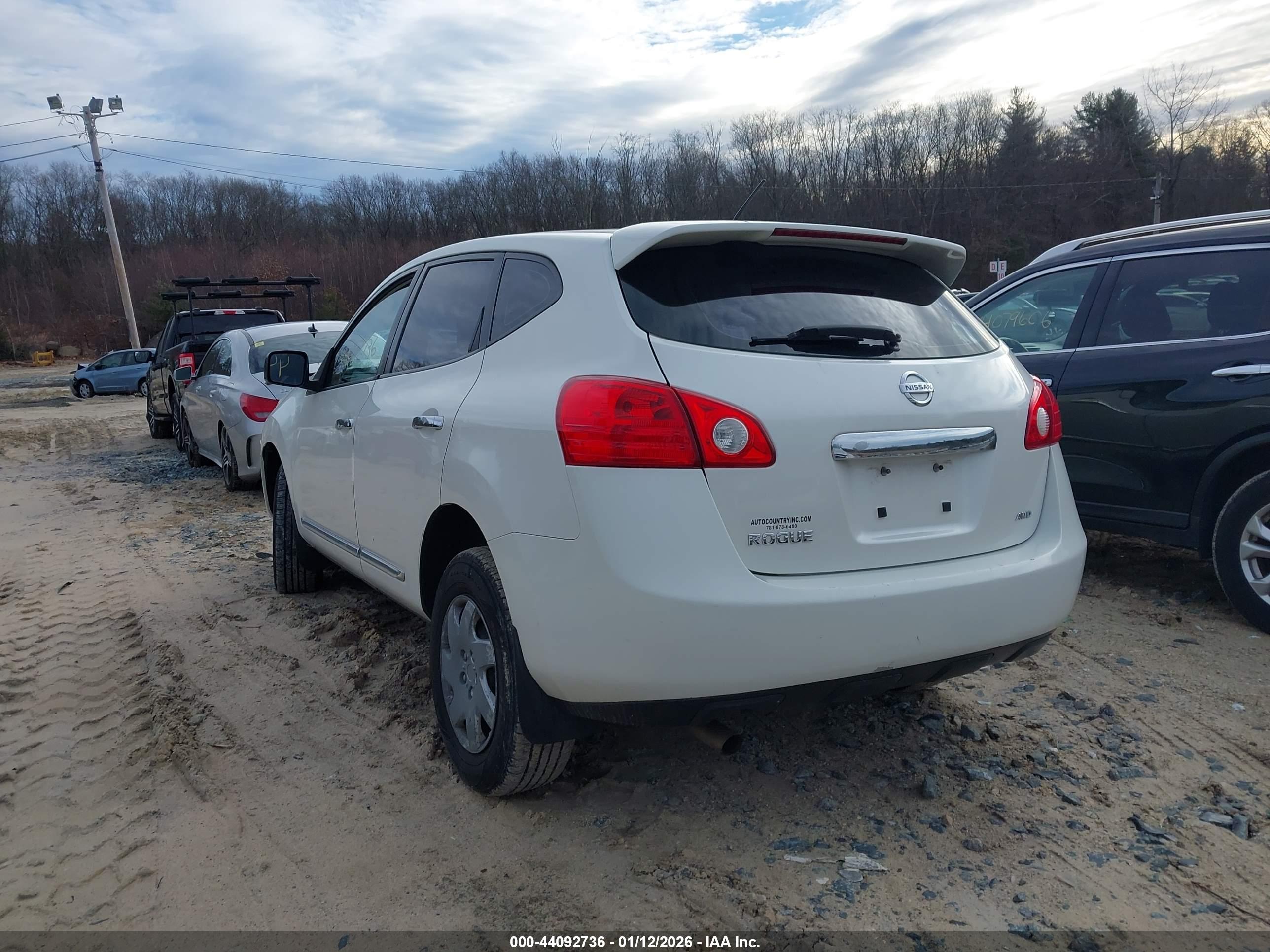 NISSAN ROGUE image 3