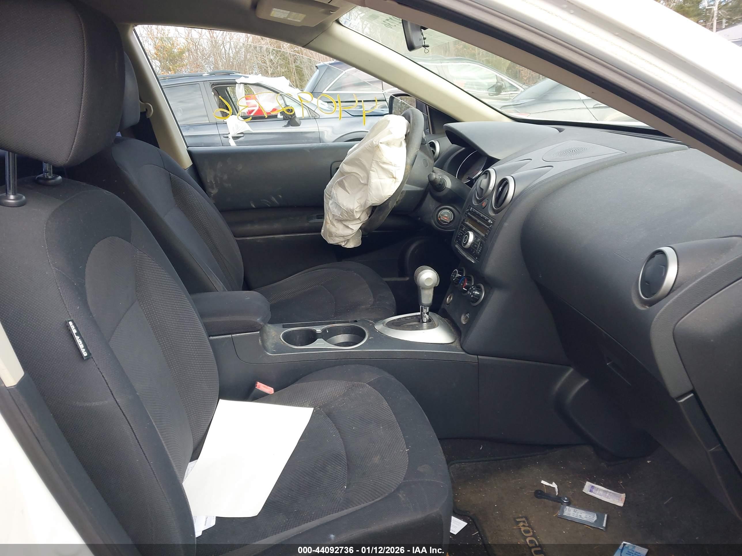 NISSAN ROGUE image 5