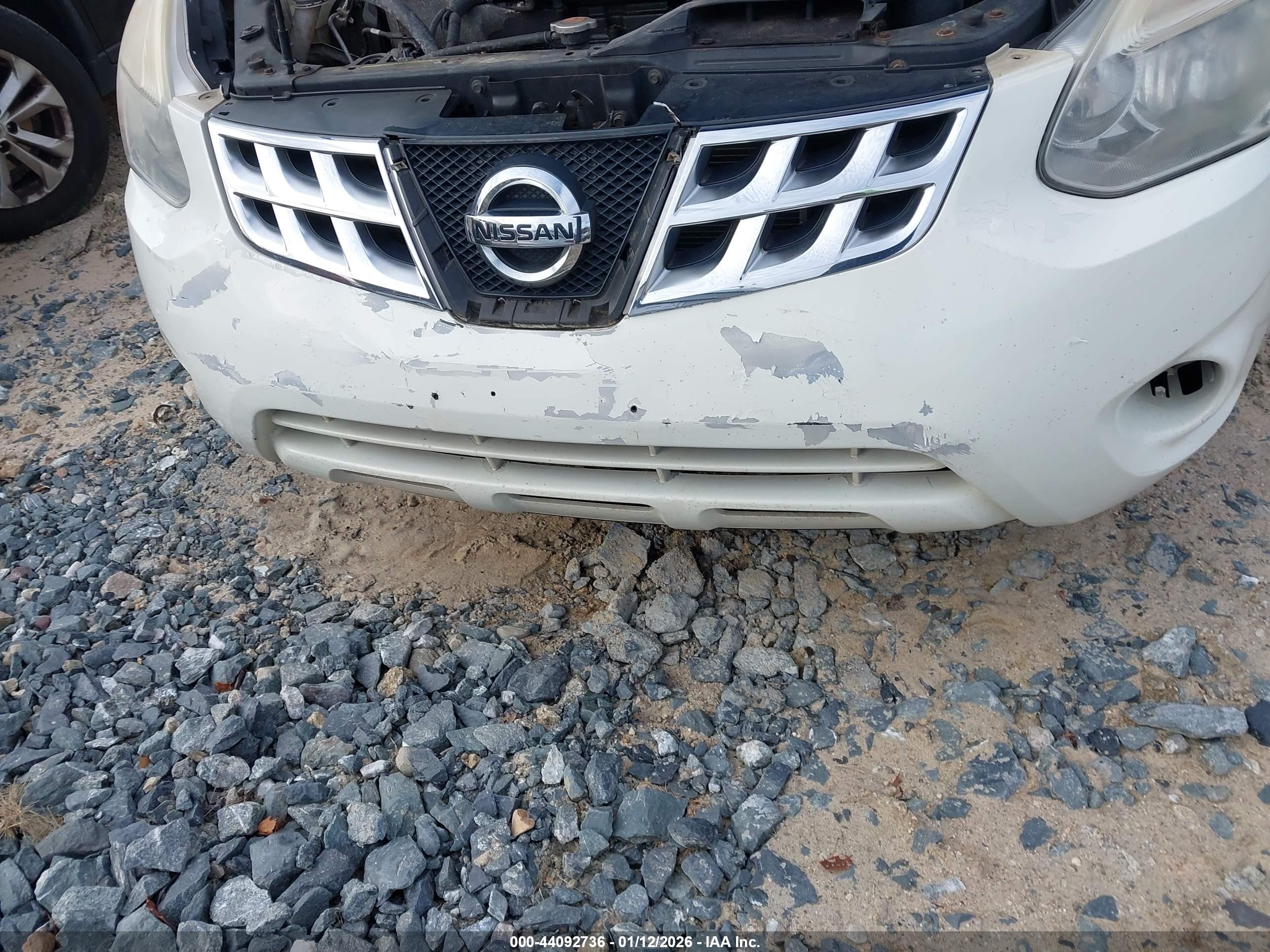NISSAN ROGUE image 6