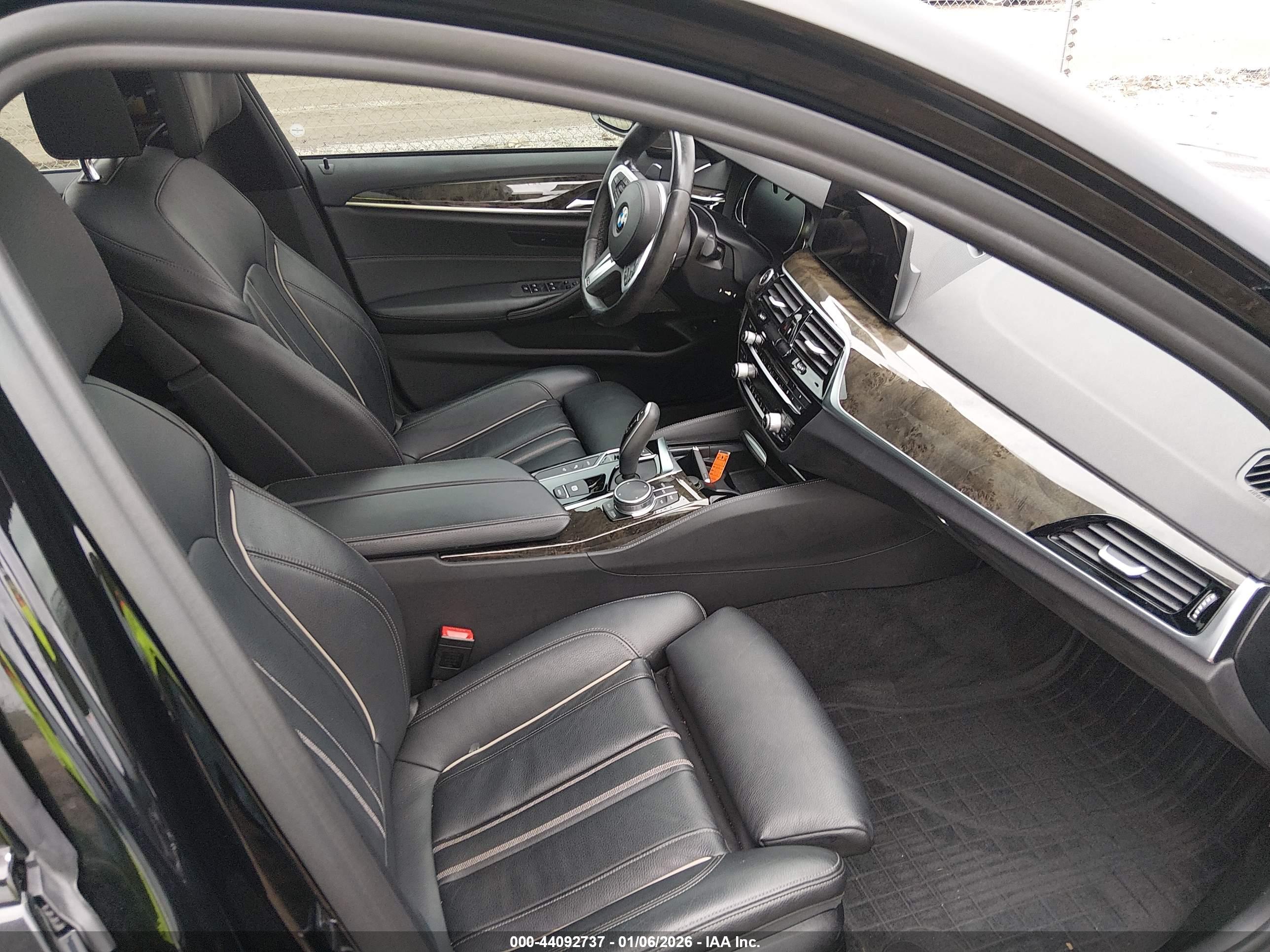 BMW 530E image 5