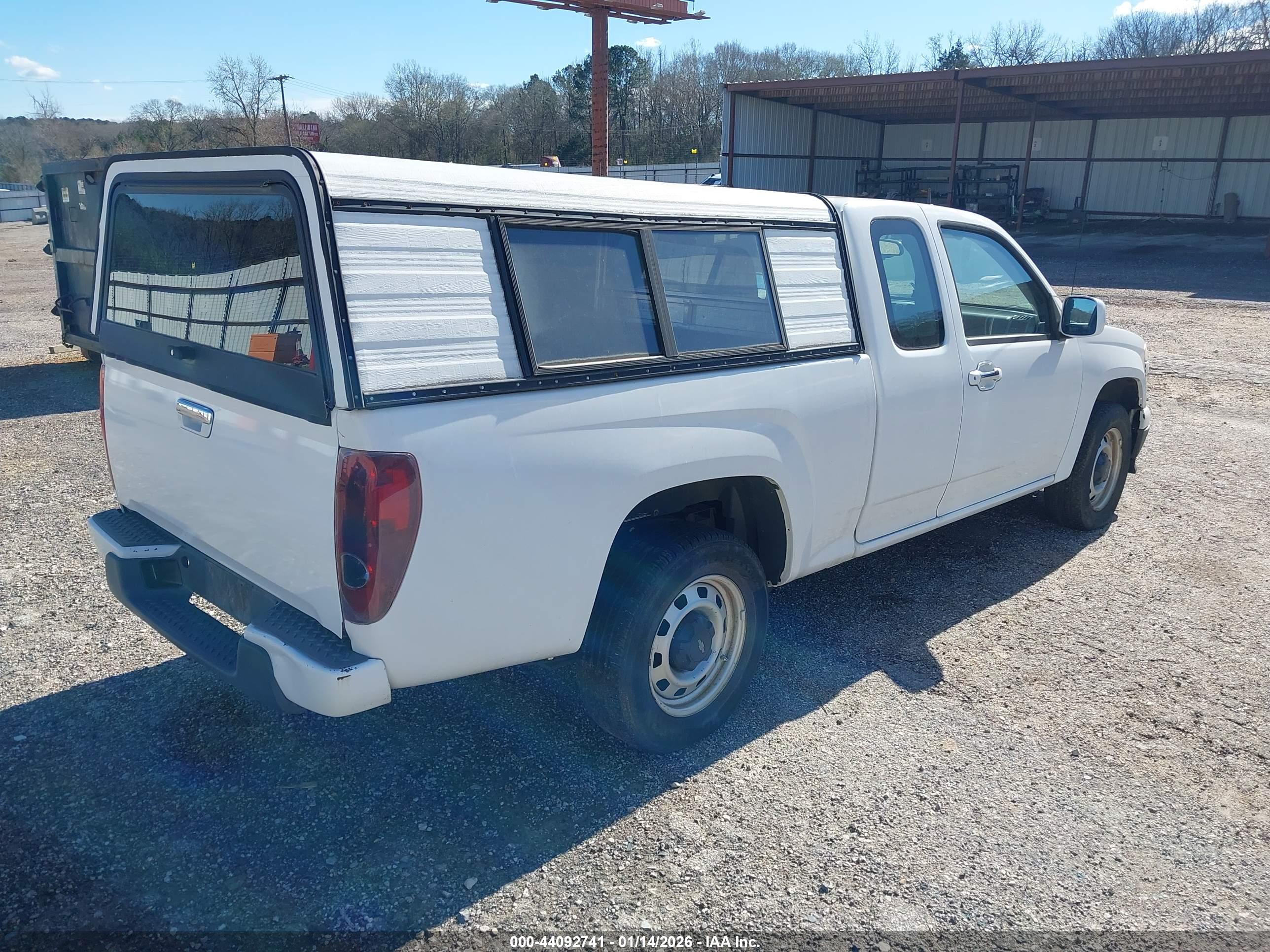 CHEVROLET COLORADO image 4