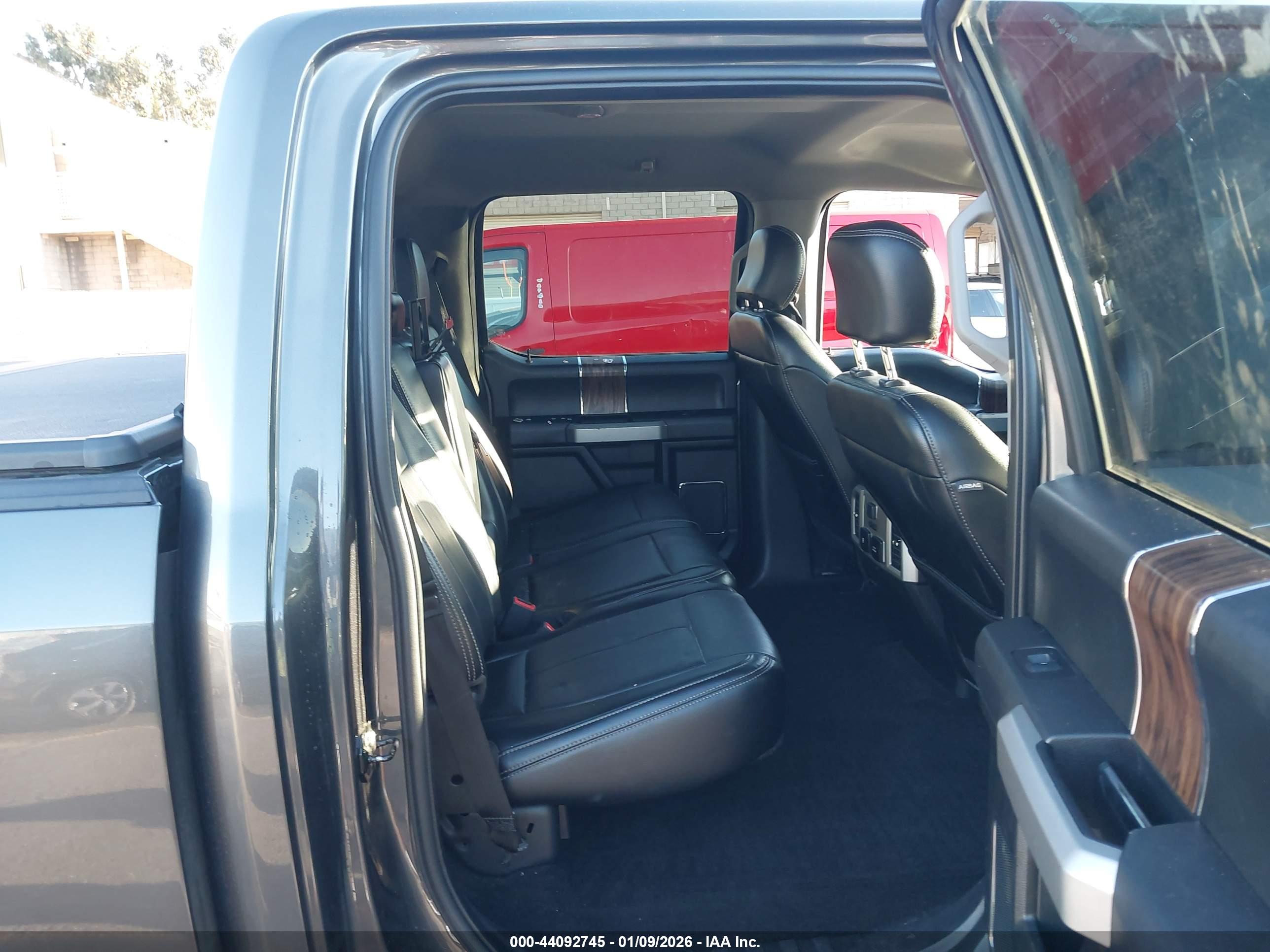 FORD F-150 image 8