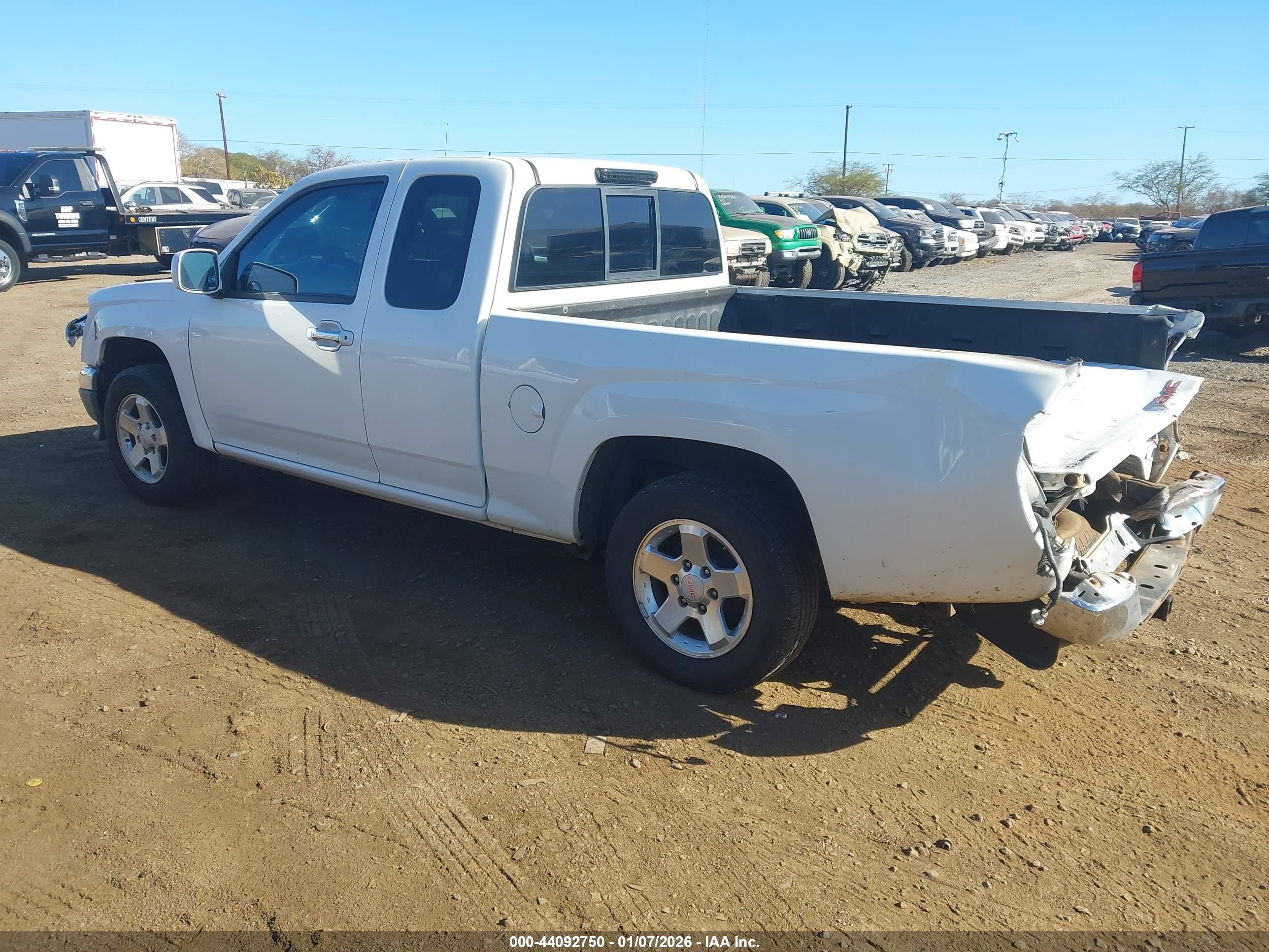 GMC CANYON image 3