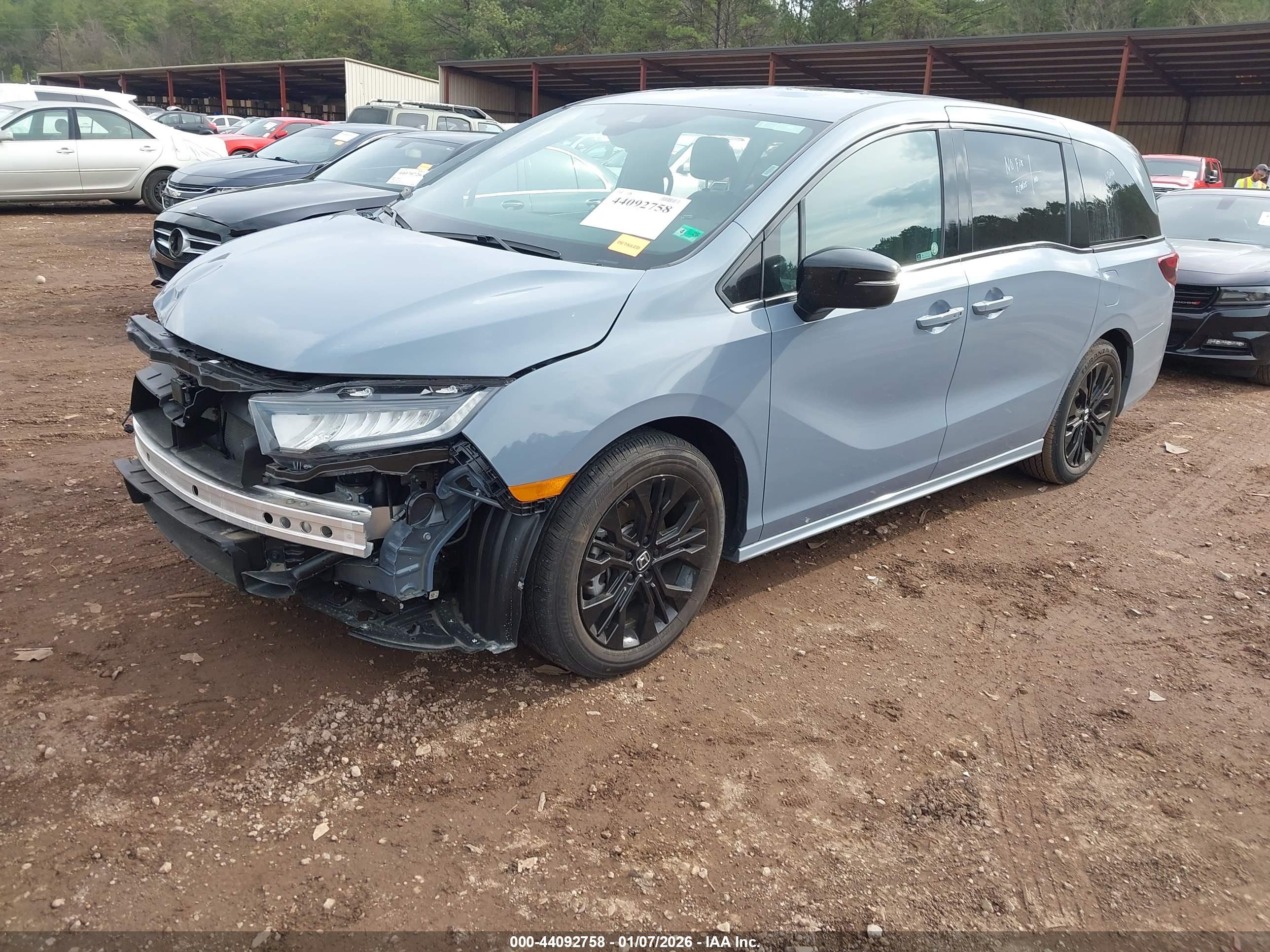 HONDA ODYSSEY image 2