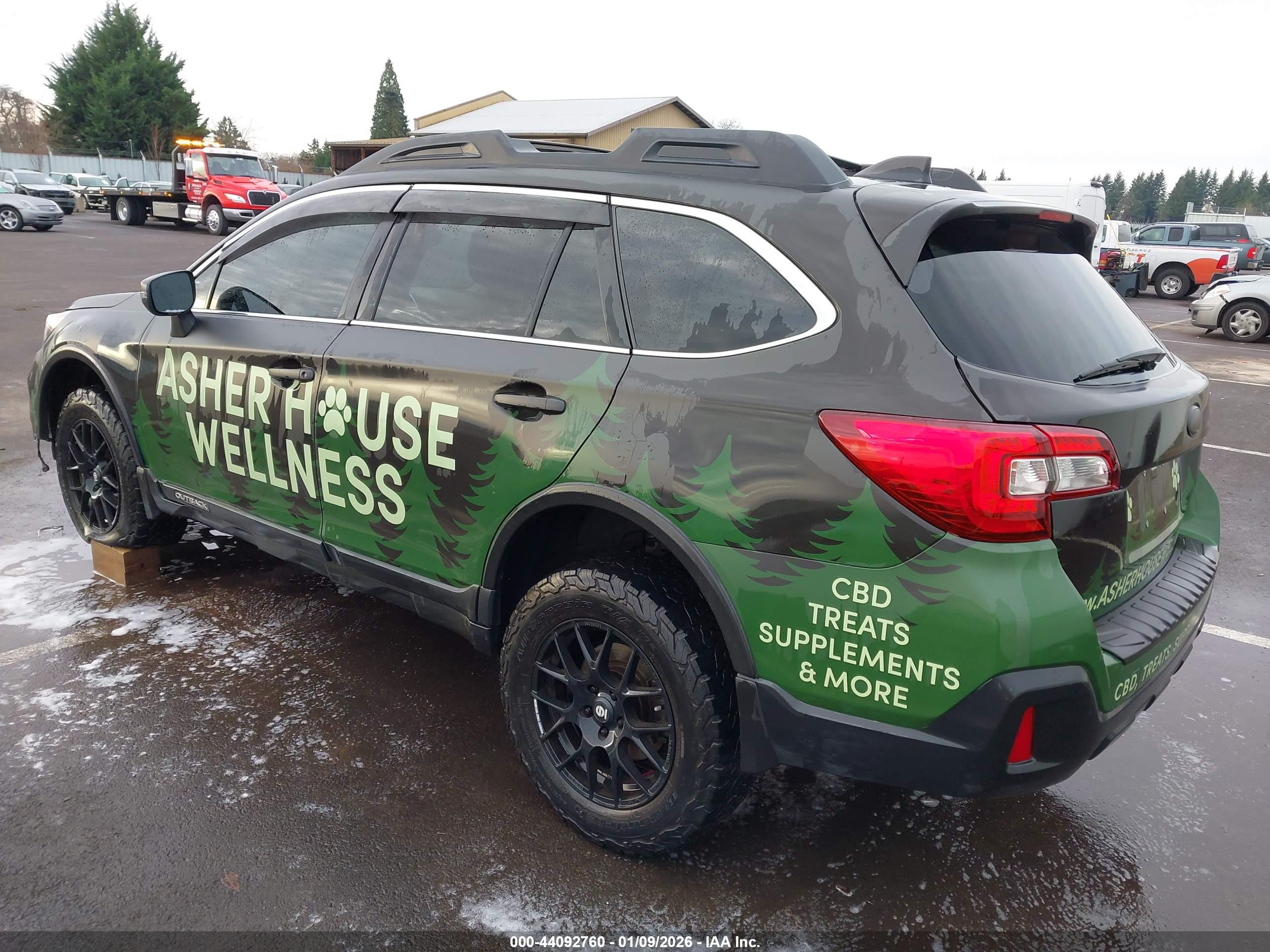 SUBARU OUTBACK image 3