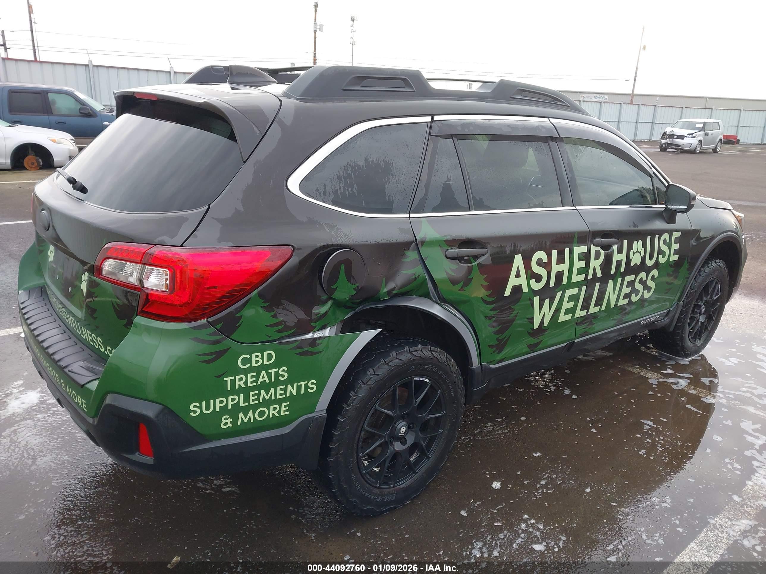 SUBARU OUTBACK image 4