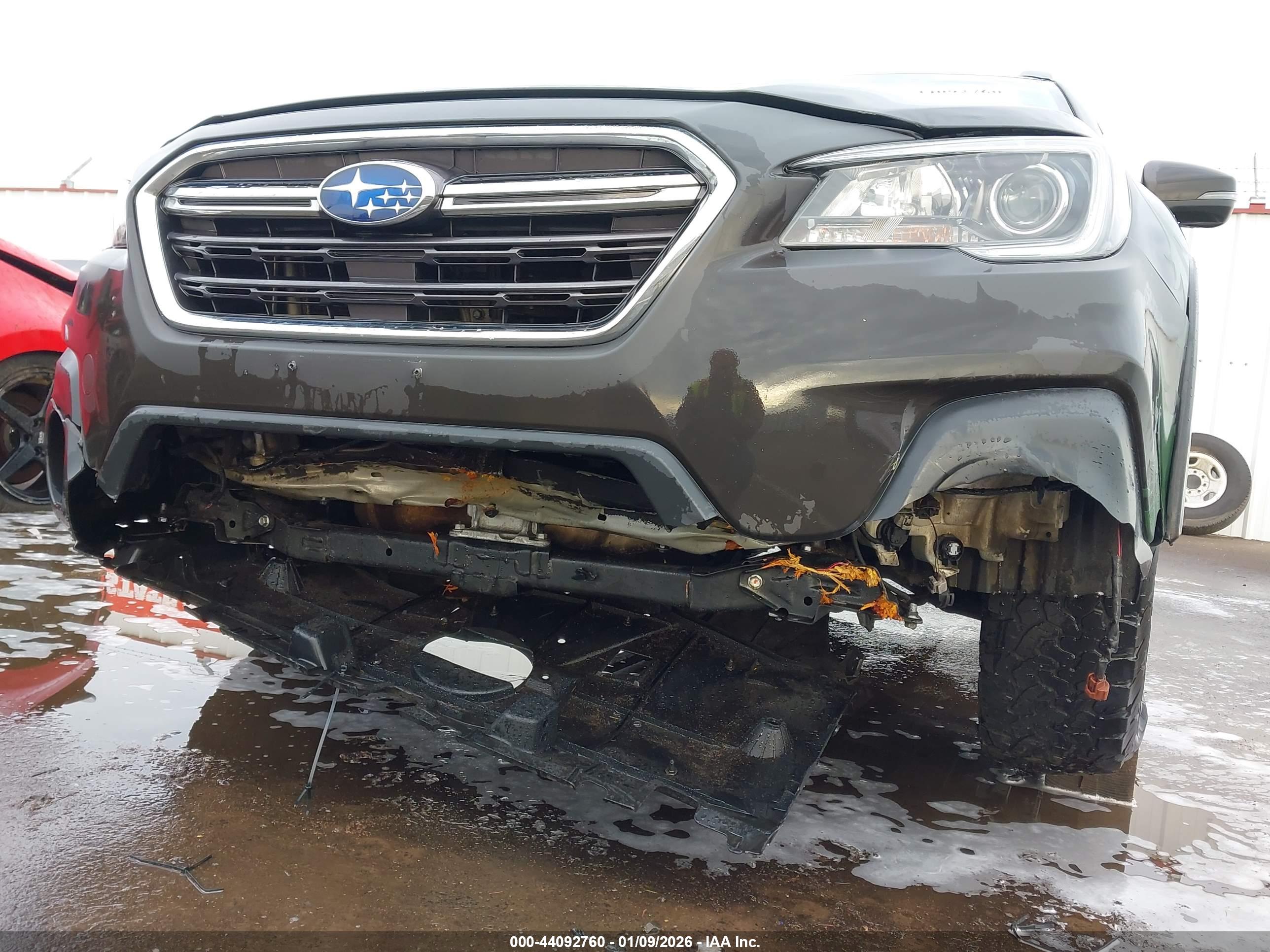 SUBARU OUTBACK image 6