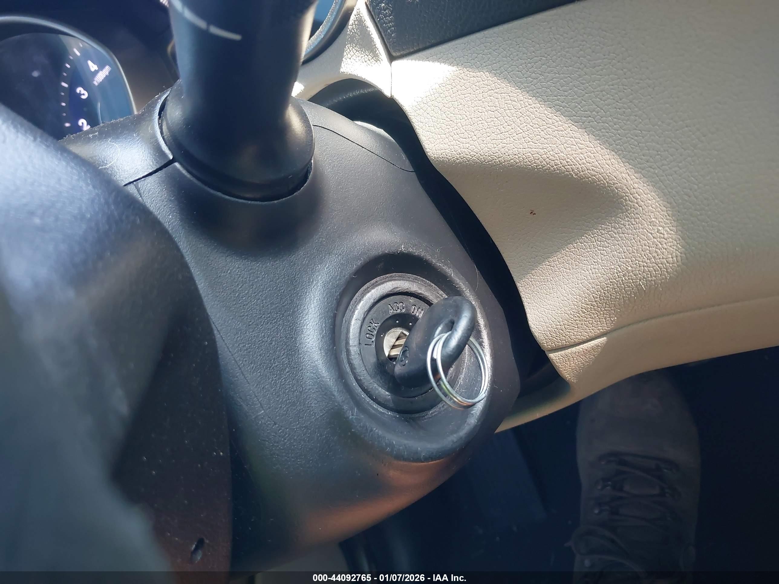 HYUNDAI ELANTRA image 11