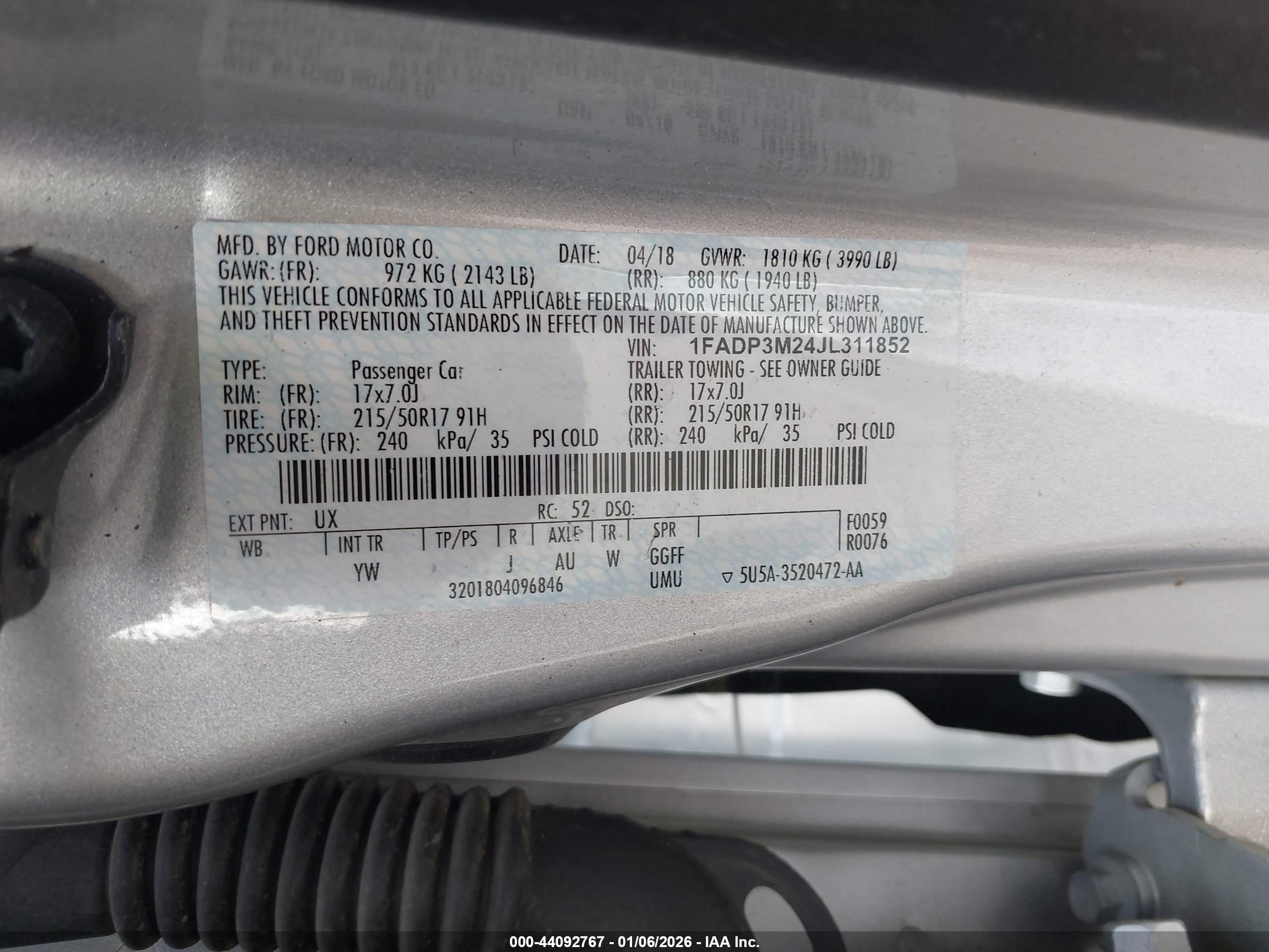 FORD FOCUS image 9