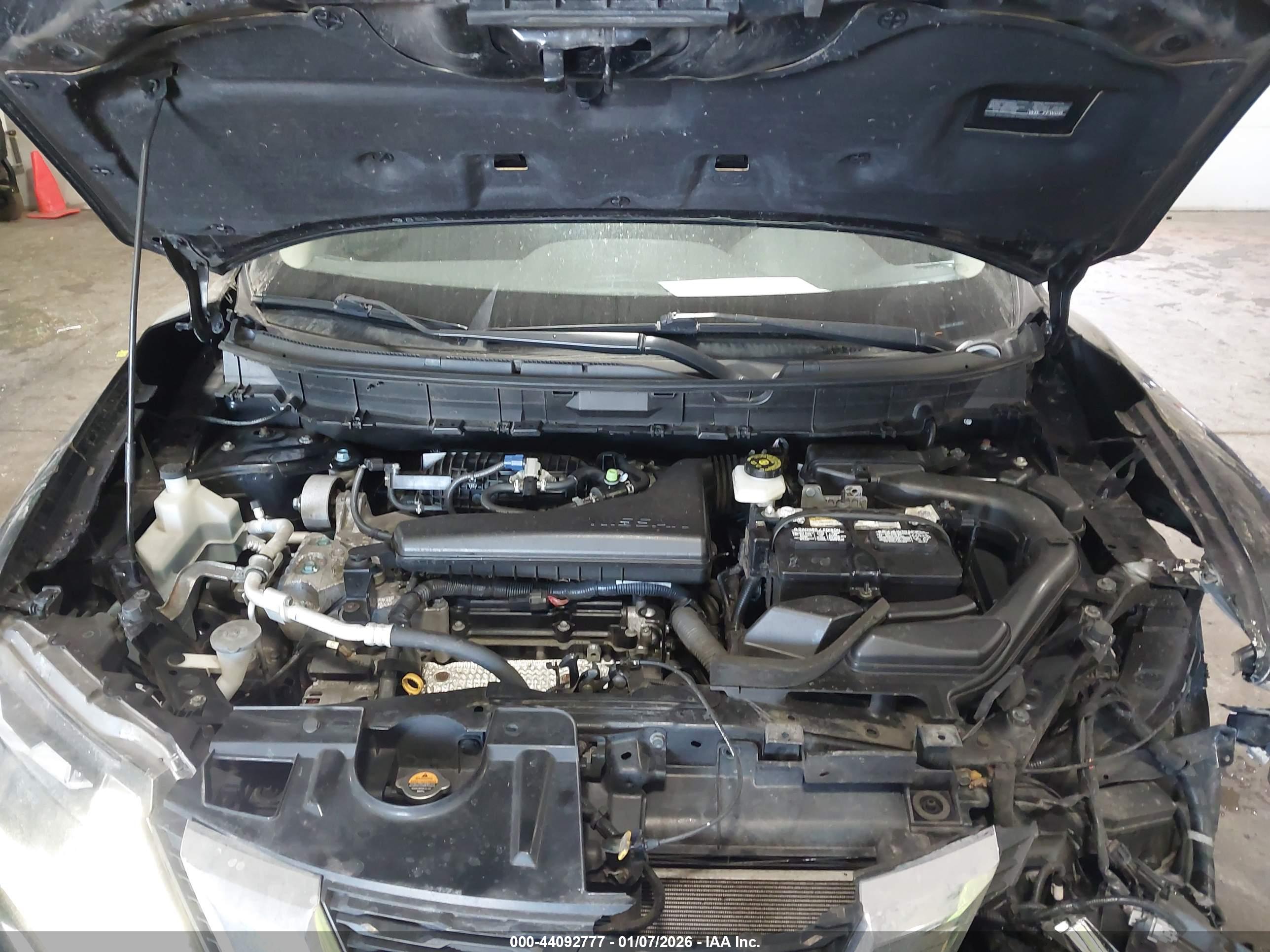 NISSAN ROGUE image 10