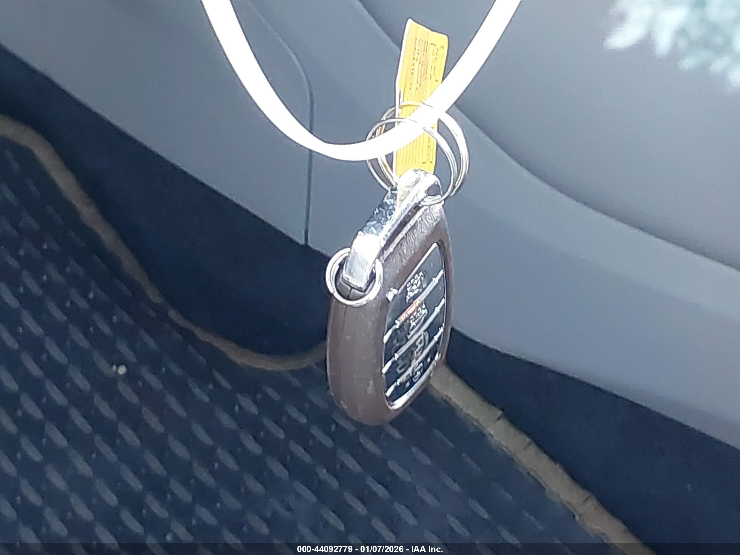 HYUNDAI TUCSON image 11