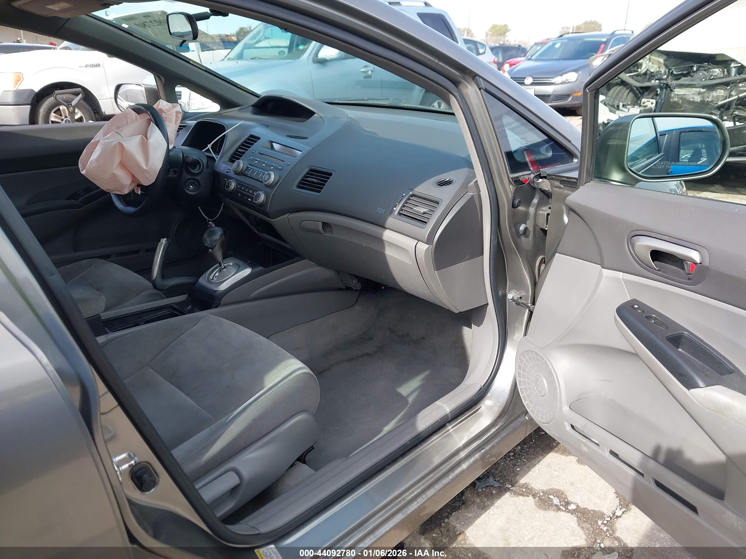 HONDA CIVIC image 5