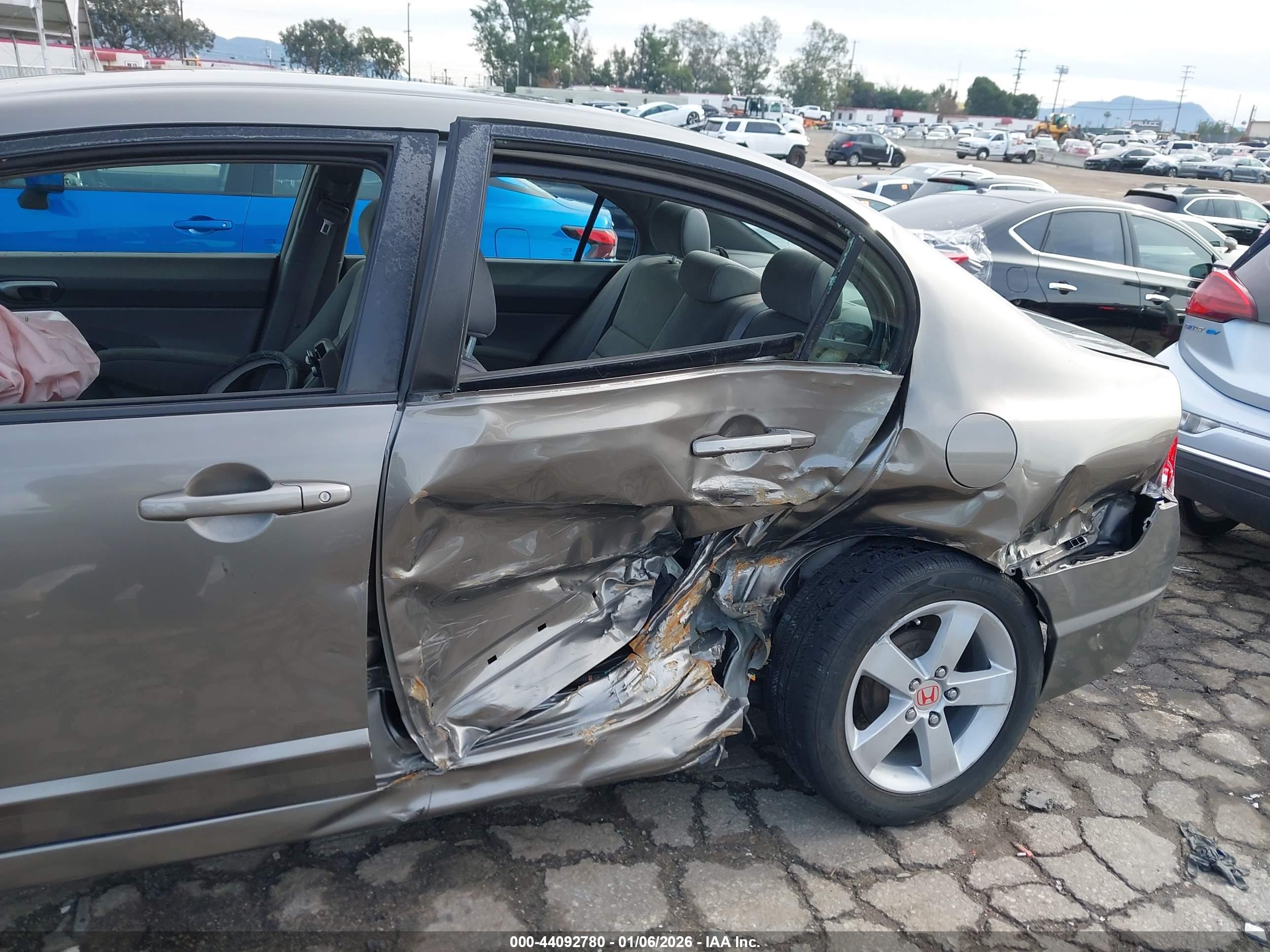 HONDA CIVIC image 6
