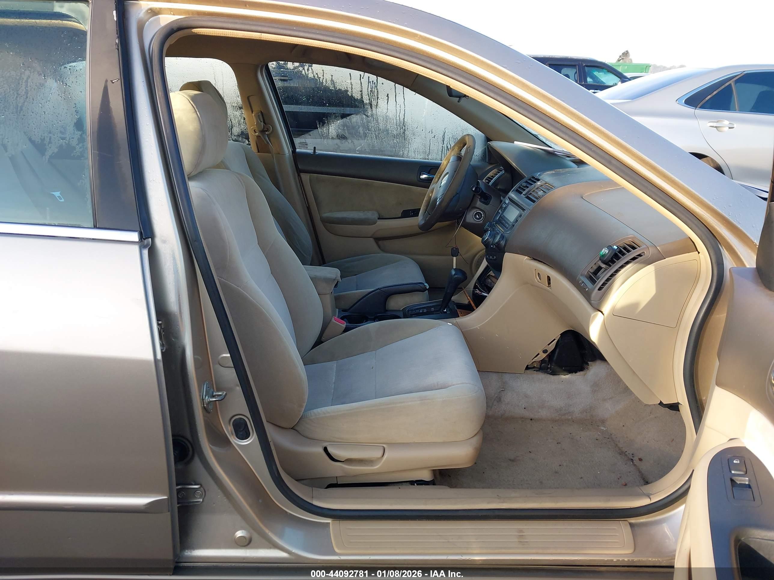 HONDA ACCORD image 5