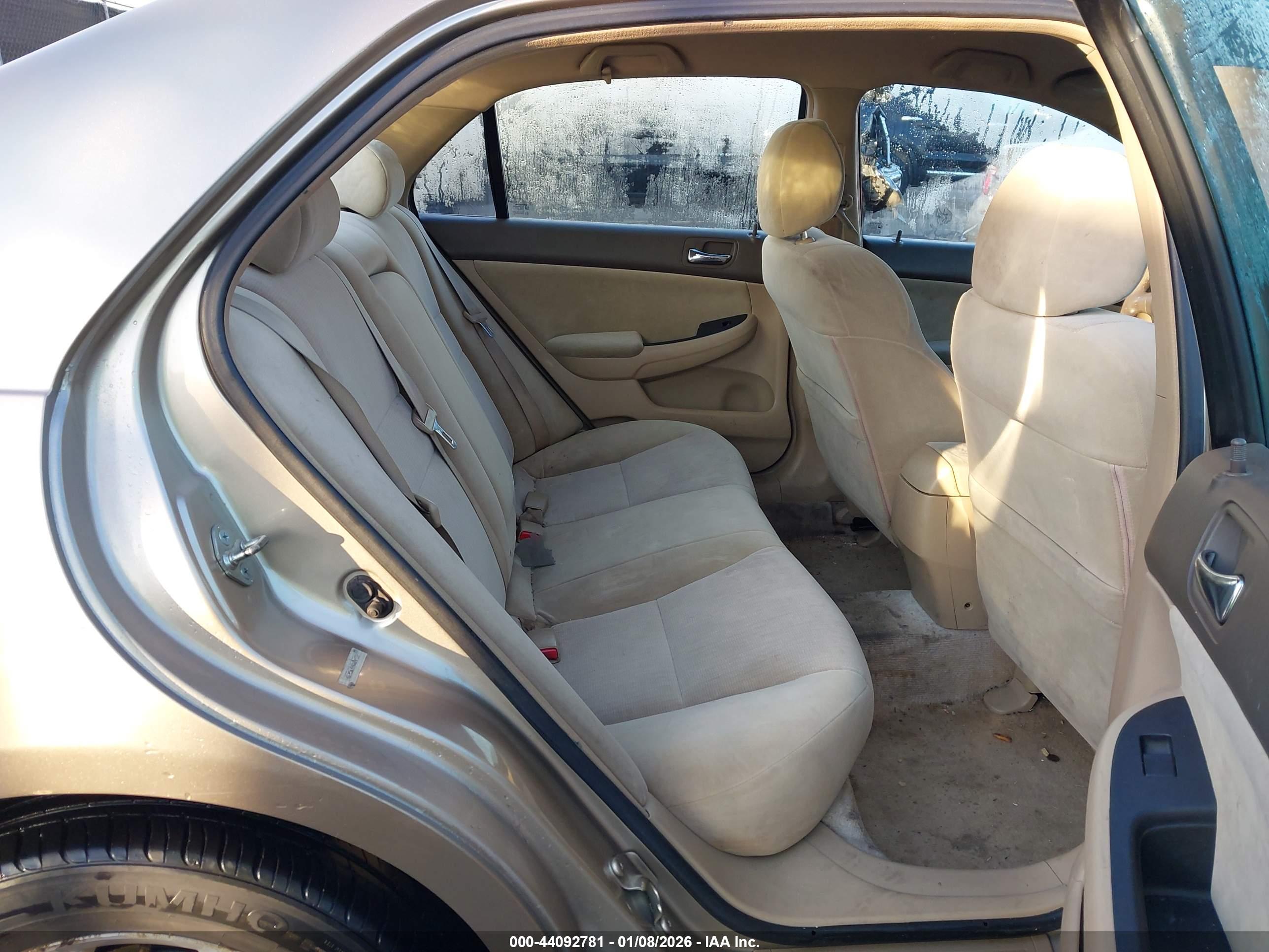 HONDA ACCORD image 8