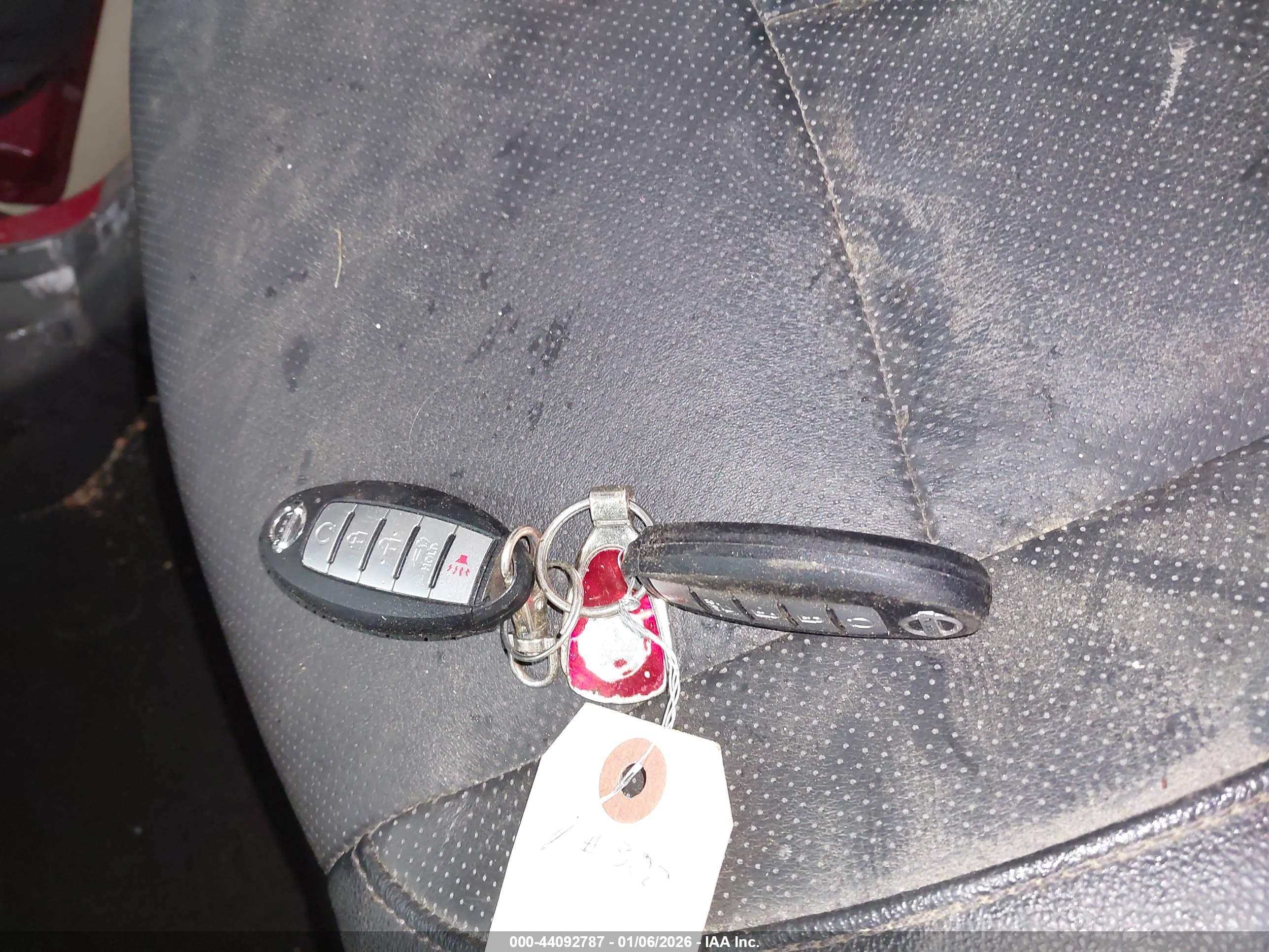 NISSAN ROGUE image 11
