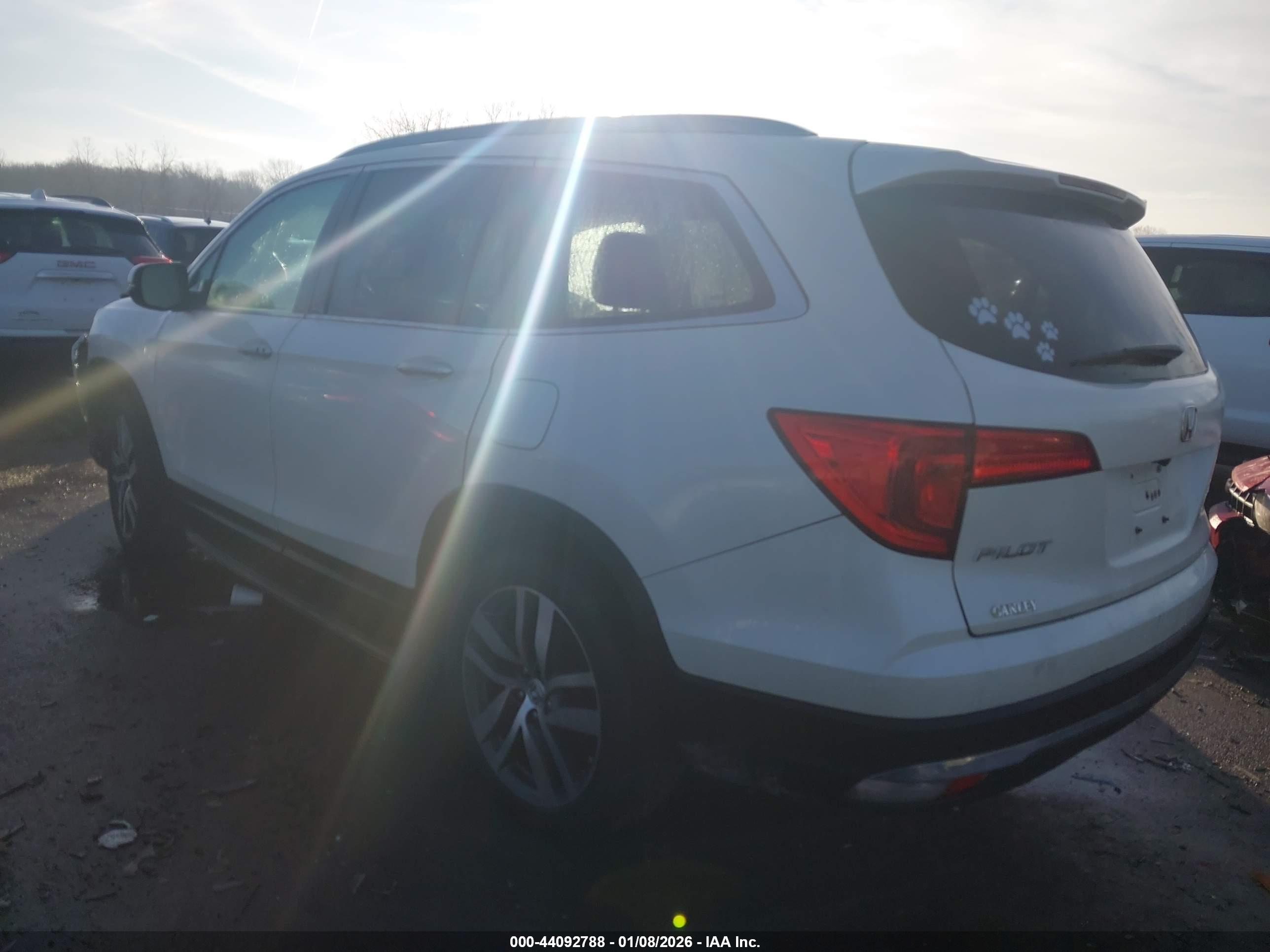 HONDA PILOT image 3