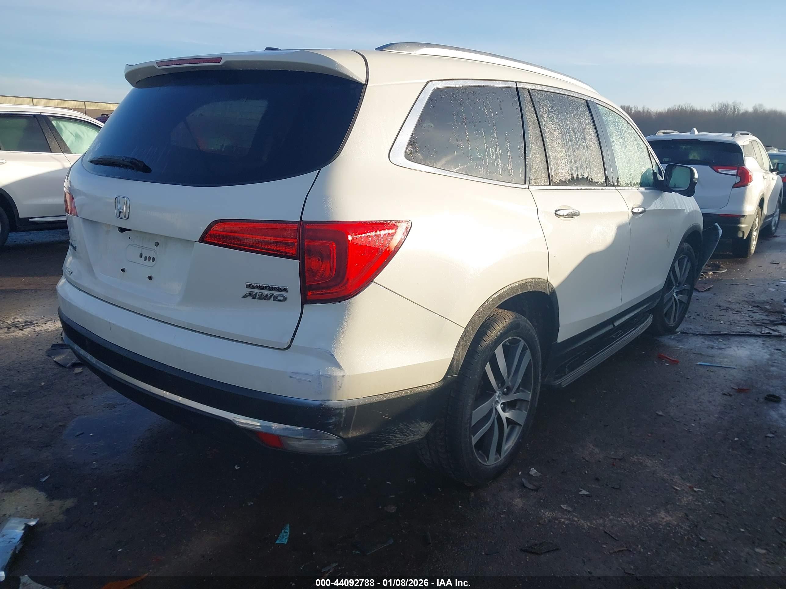 HONDA PILOT image 4