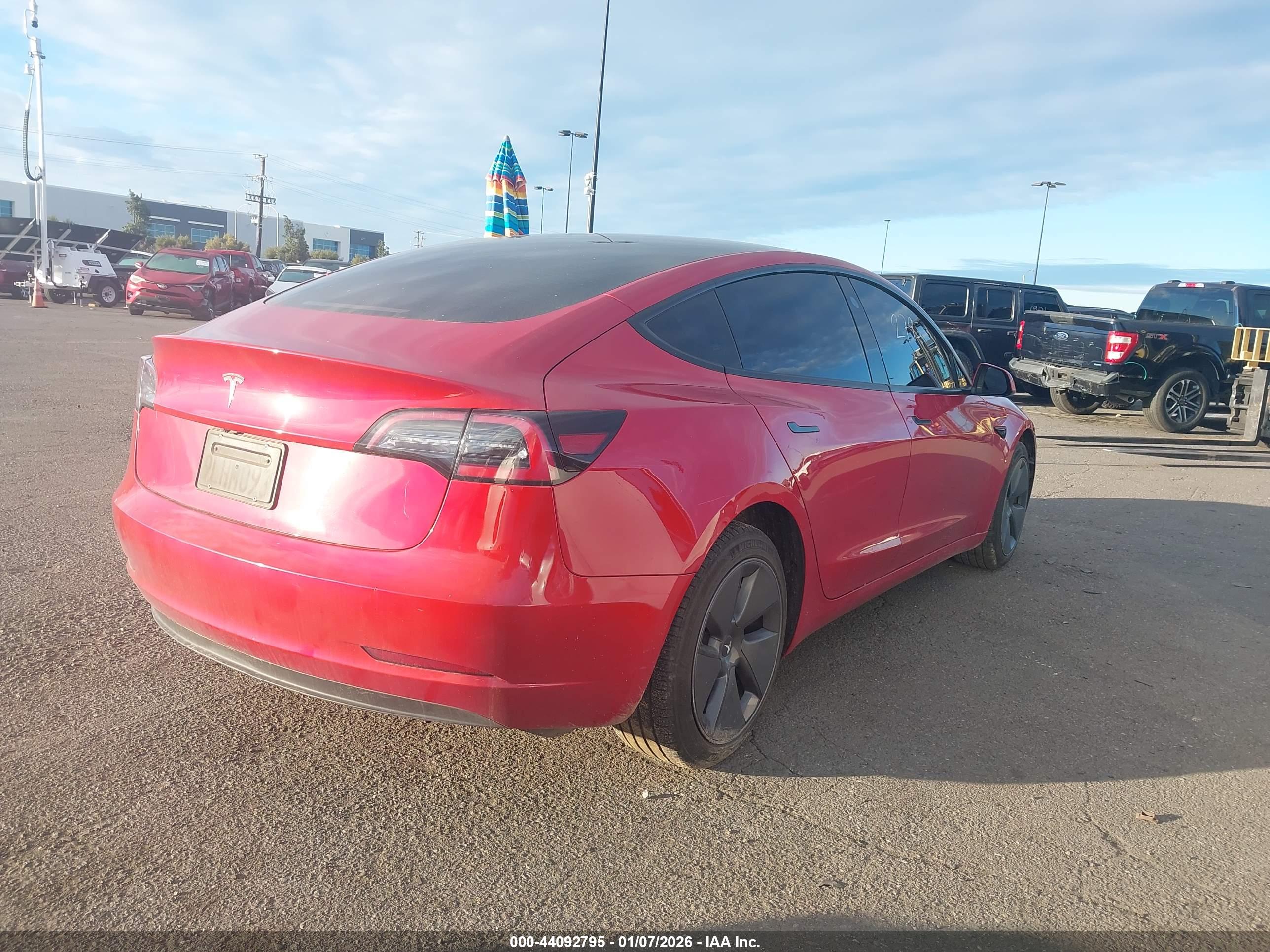 TESLA MODEL image 4