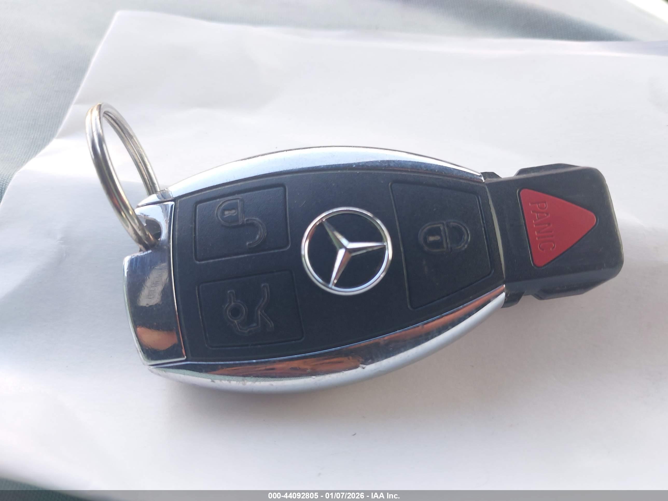 MERCEDES-BENZ C image 11