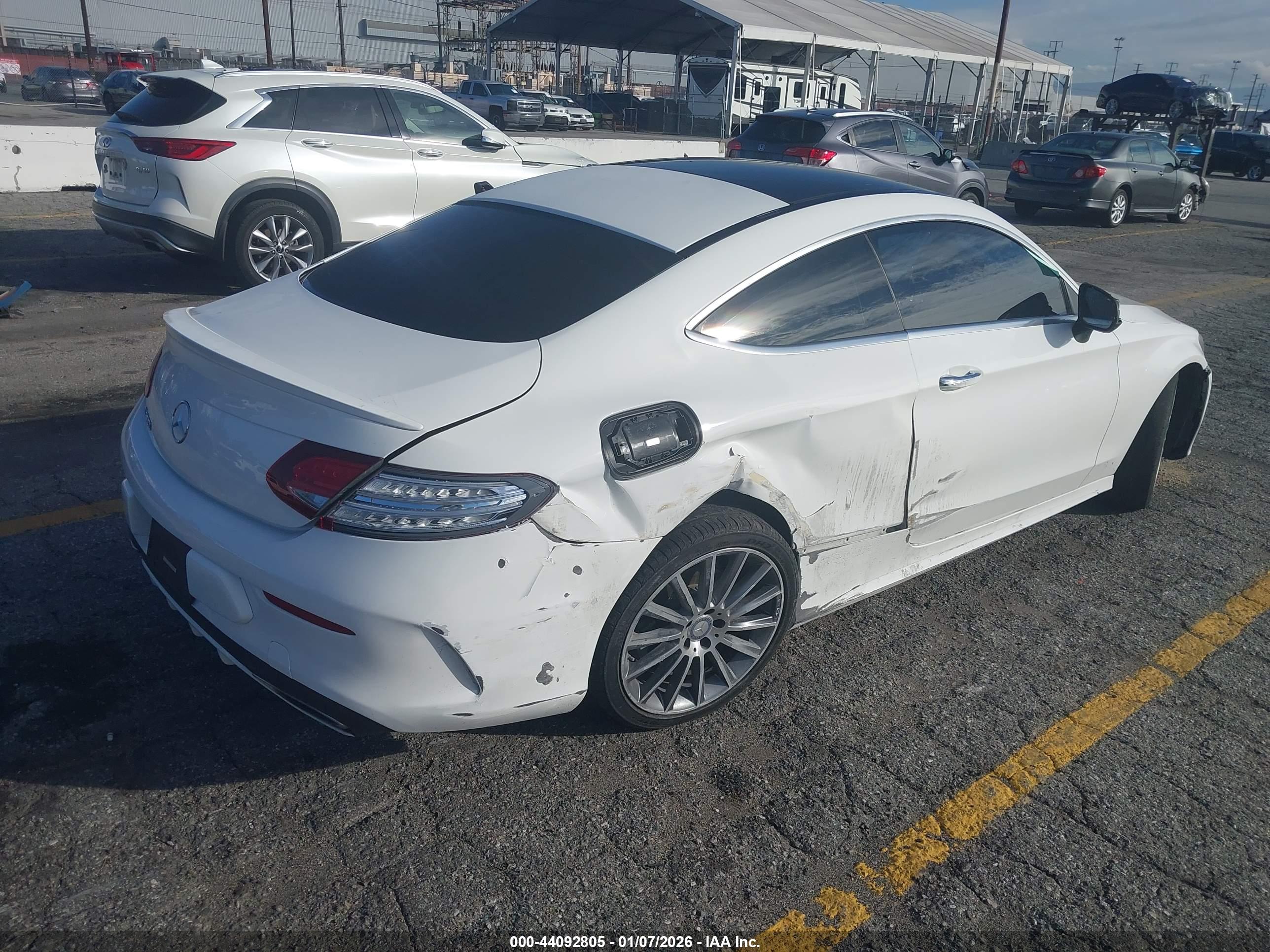 MERCEDES-BENZ C image 4