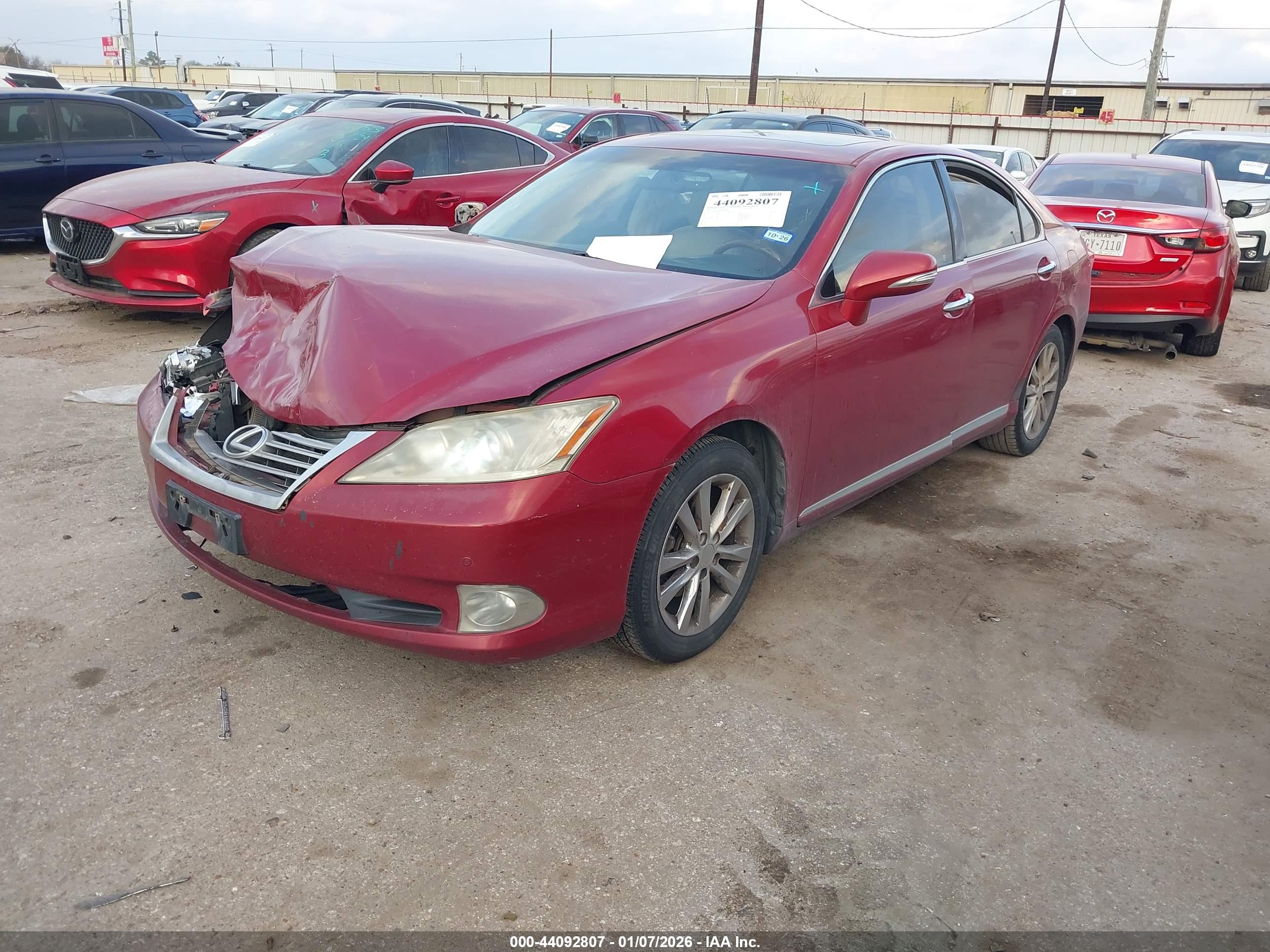 LEXUS ES image 2