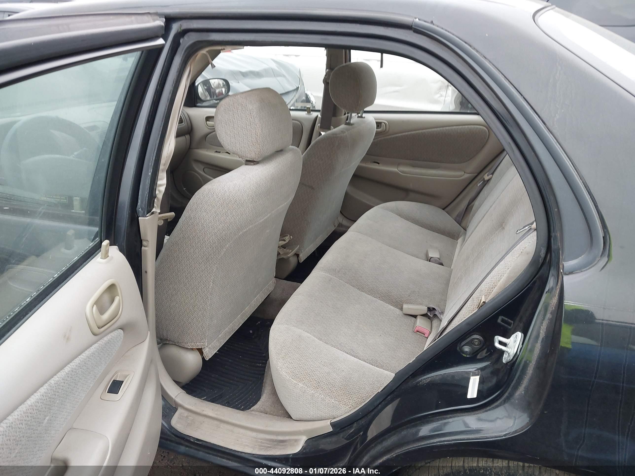 TOYOTA COROLLA image 8