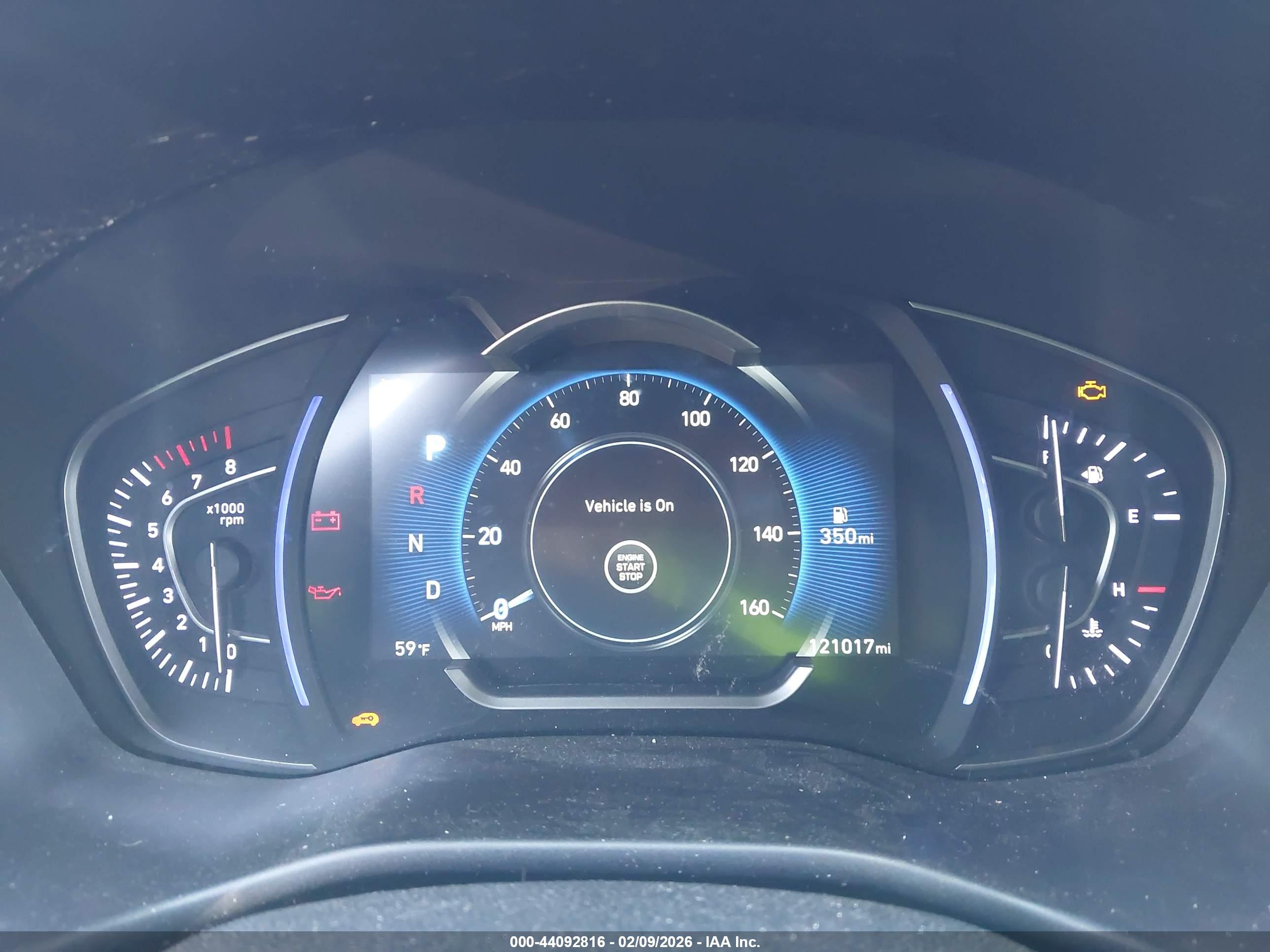 HYUNDAI SANTA image 7