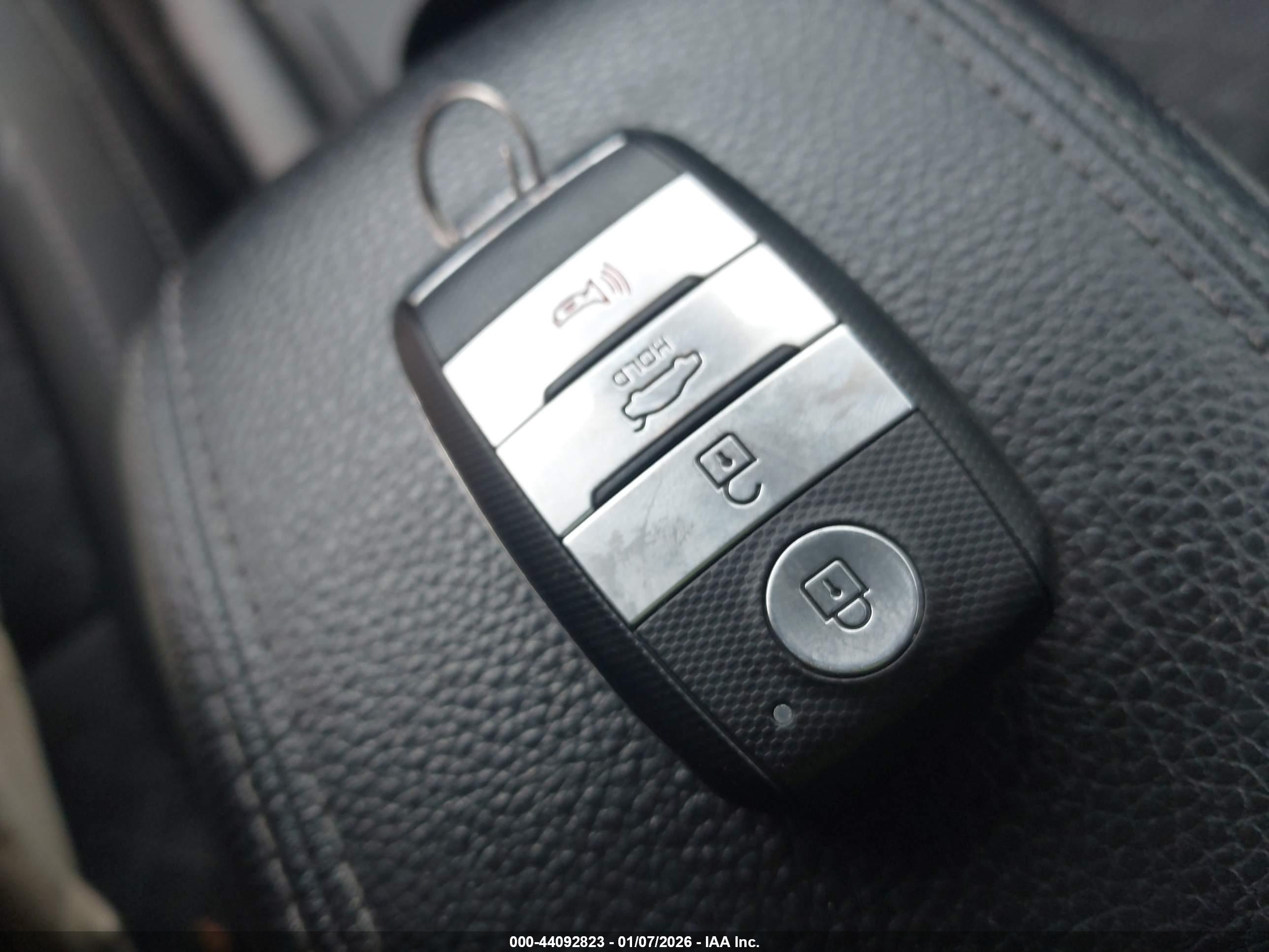 KIA RIO image 11