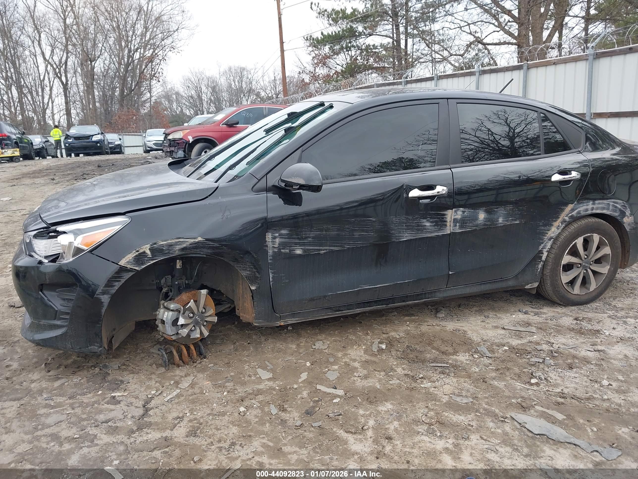 KIA RIO image 6