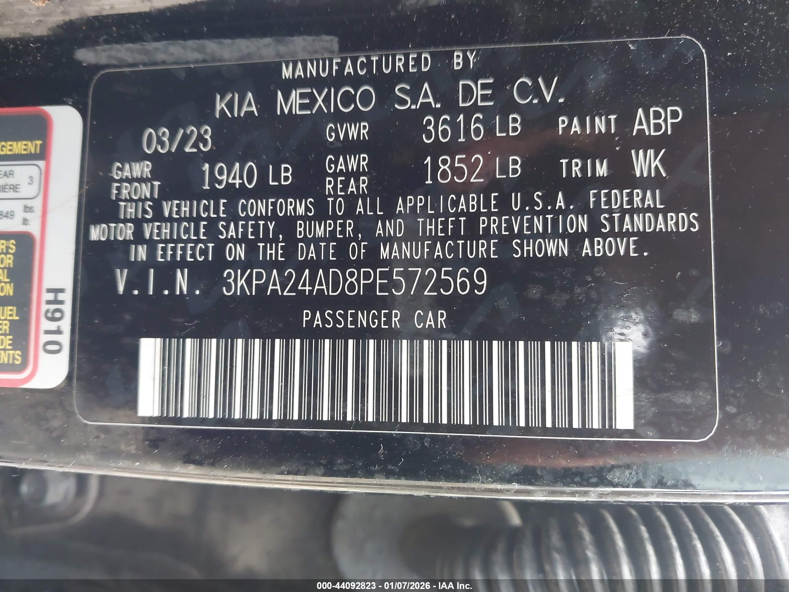 KIA RIO image 9