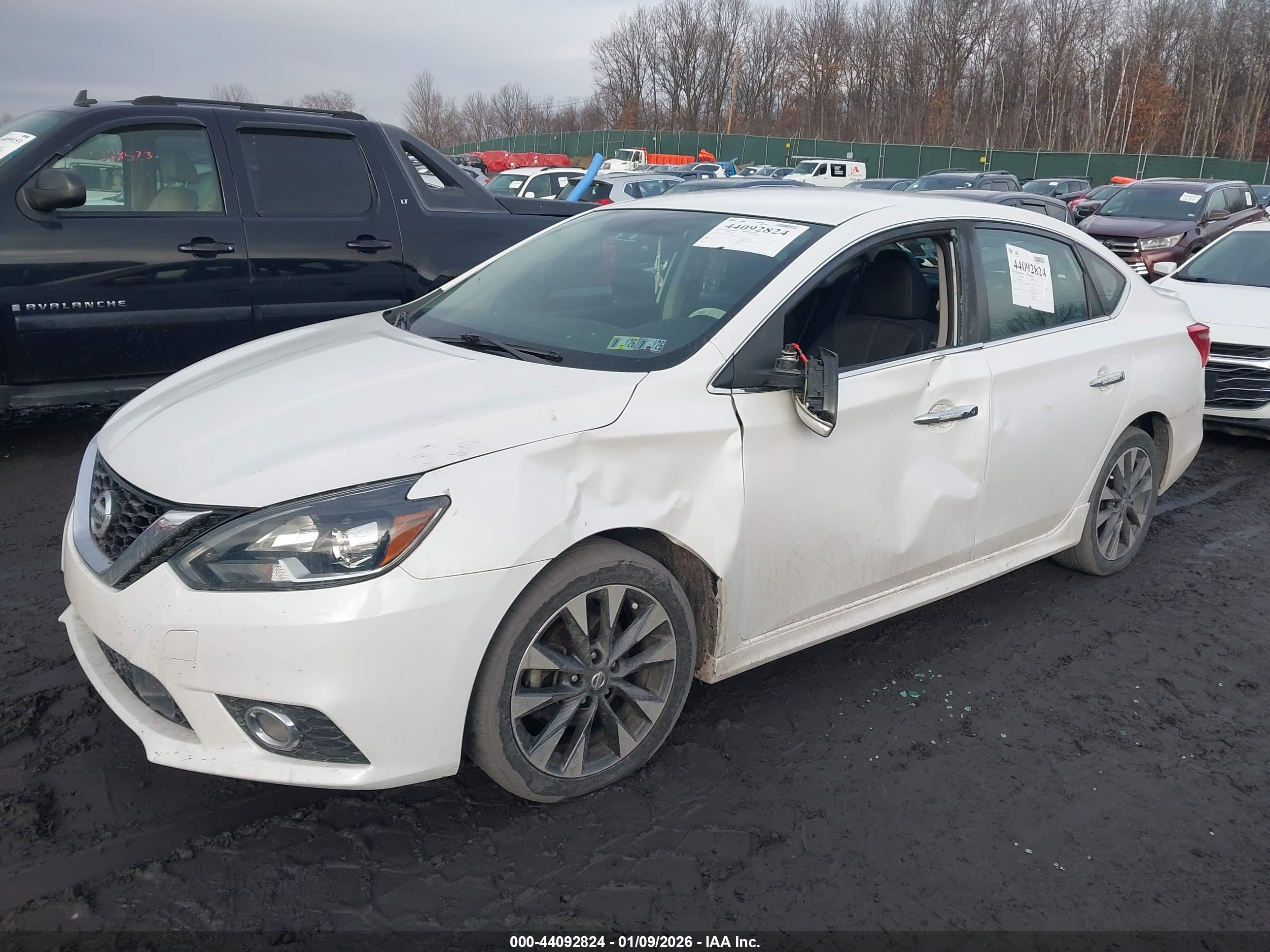 NISSAN SENTRA image 2