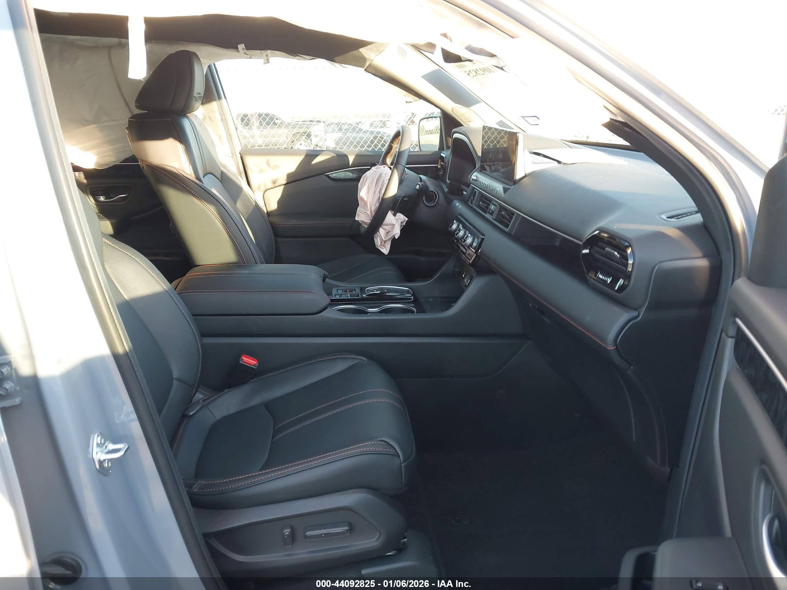 HONDA PASSPORT image 5