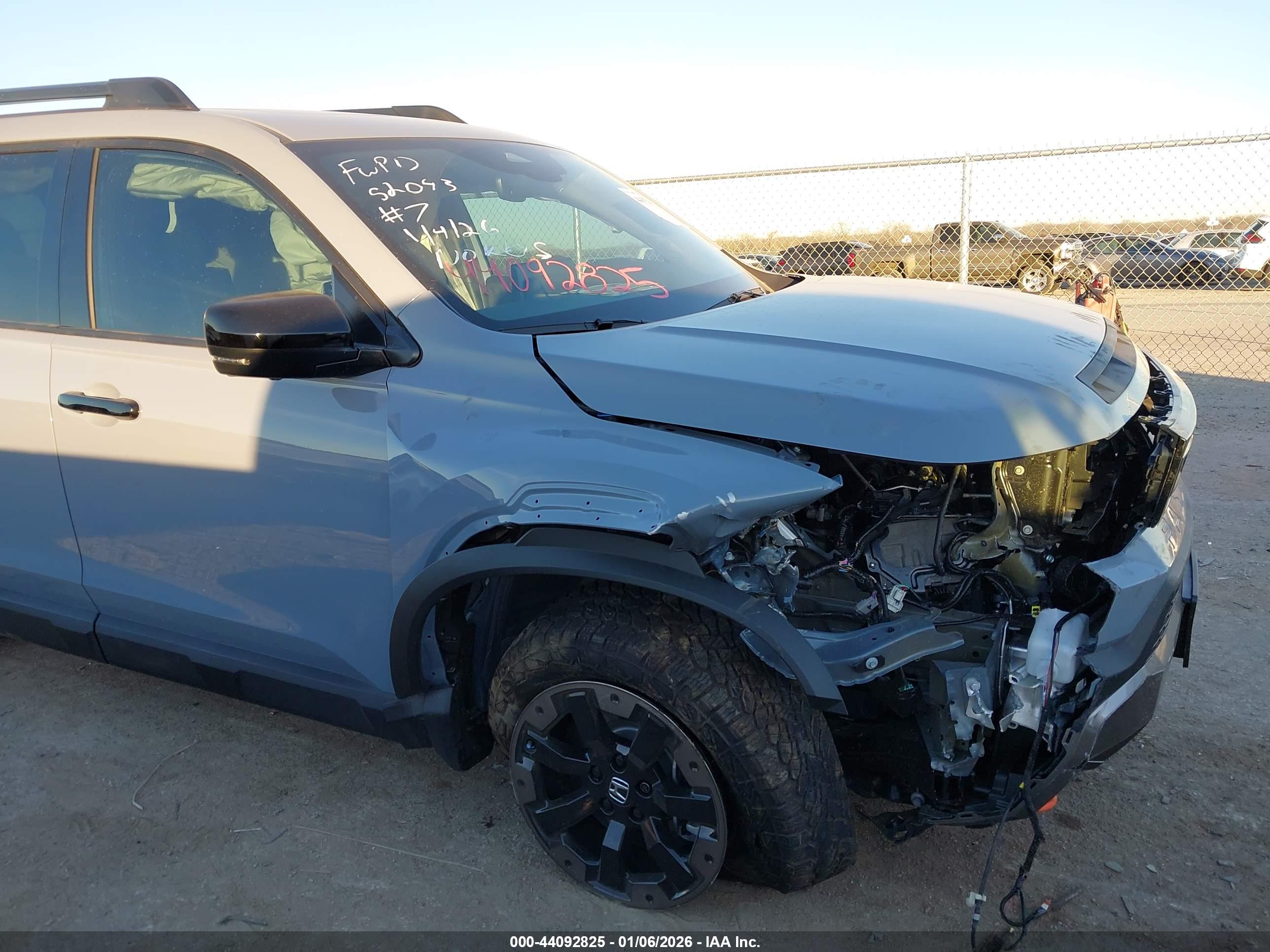 HONDA PASSPORT image 6