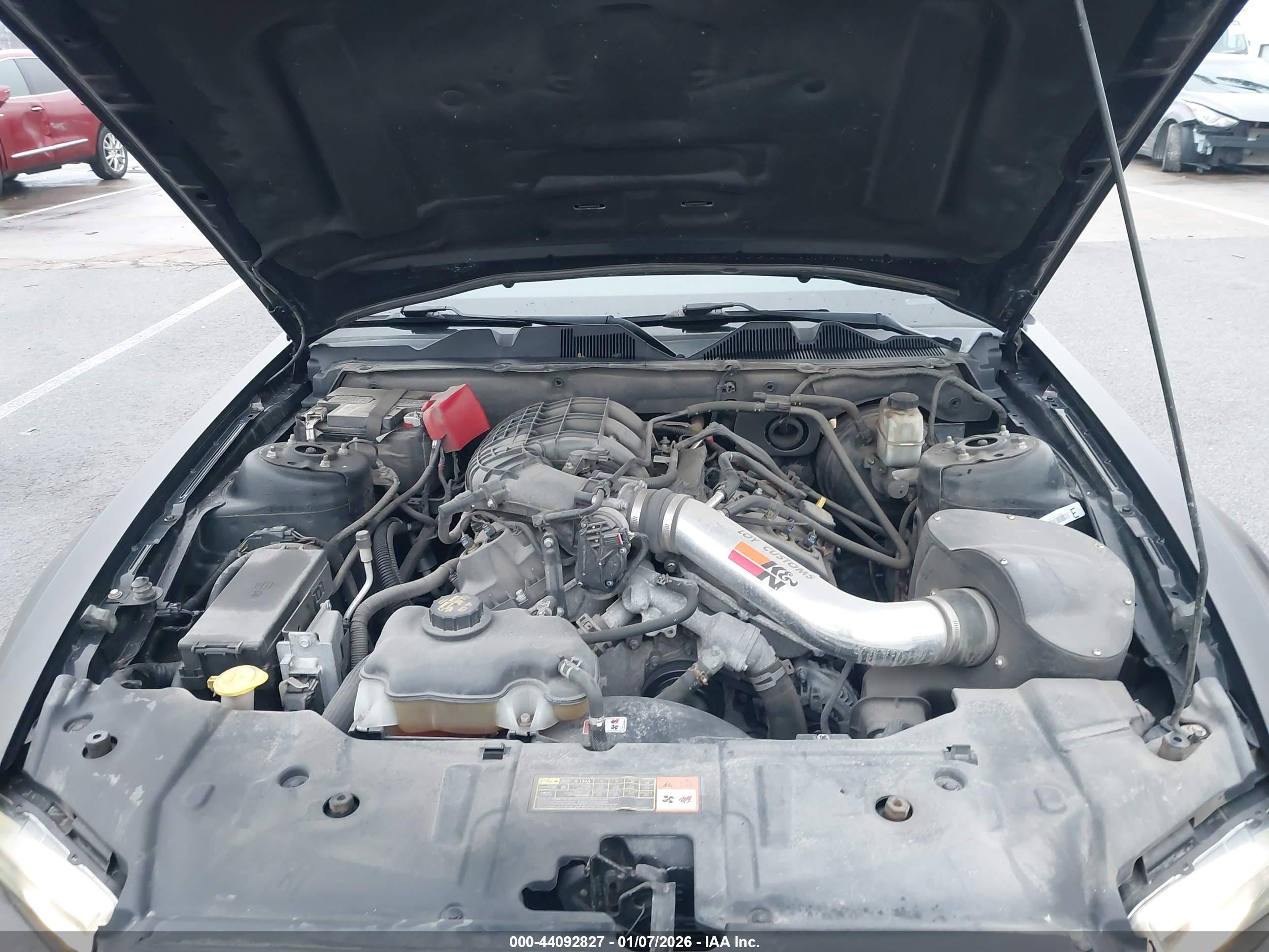 FORD MUSTANG image 10