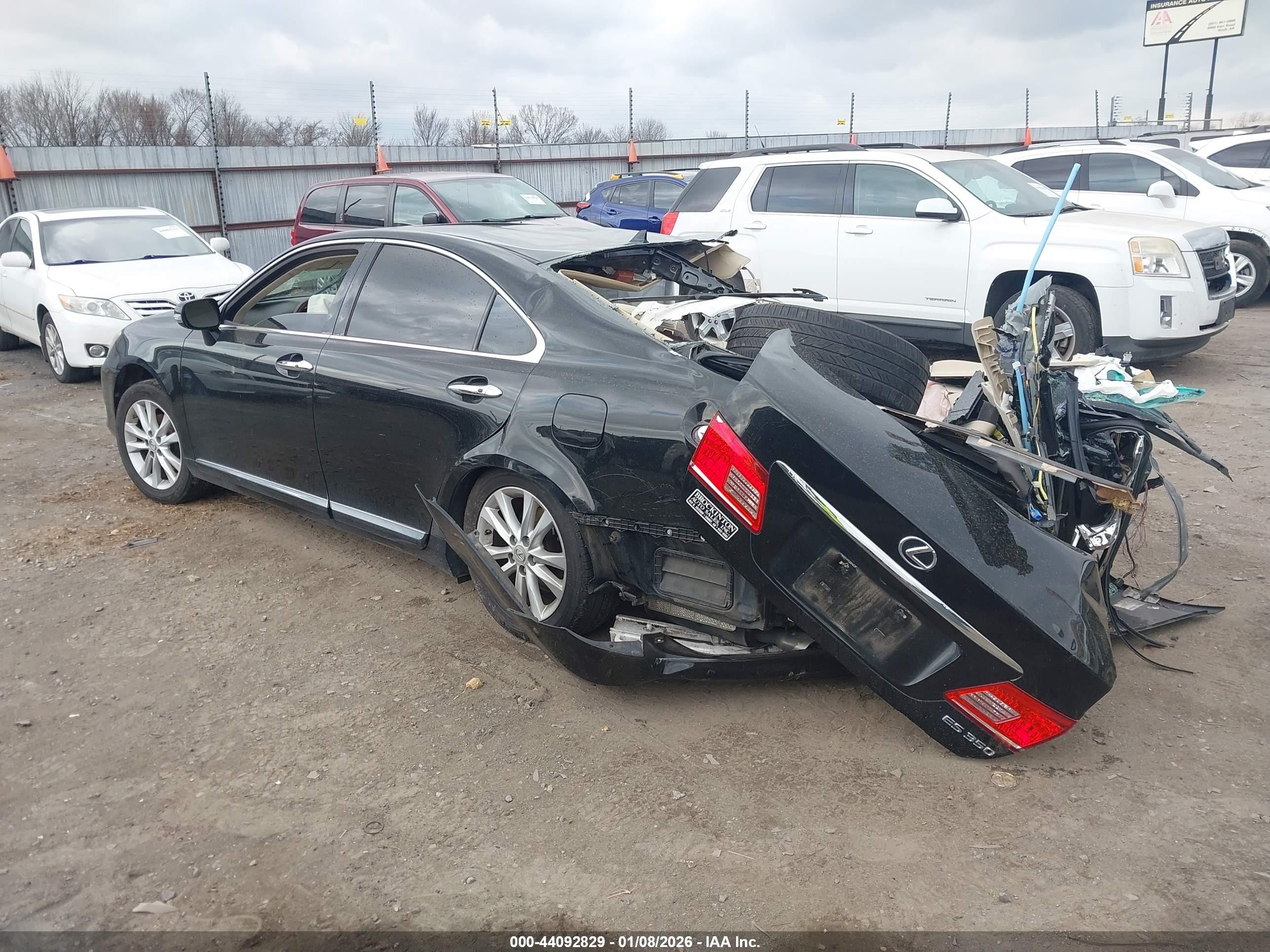 LEXUS ES image 3