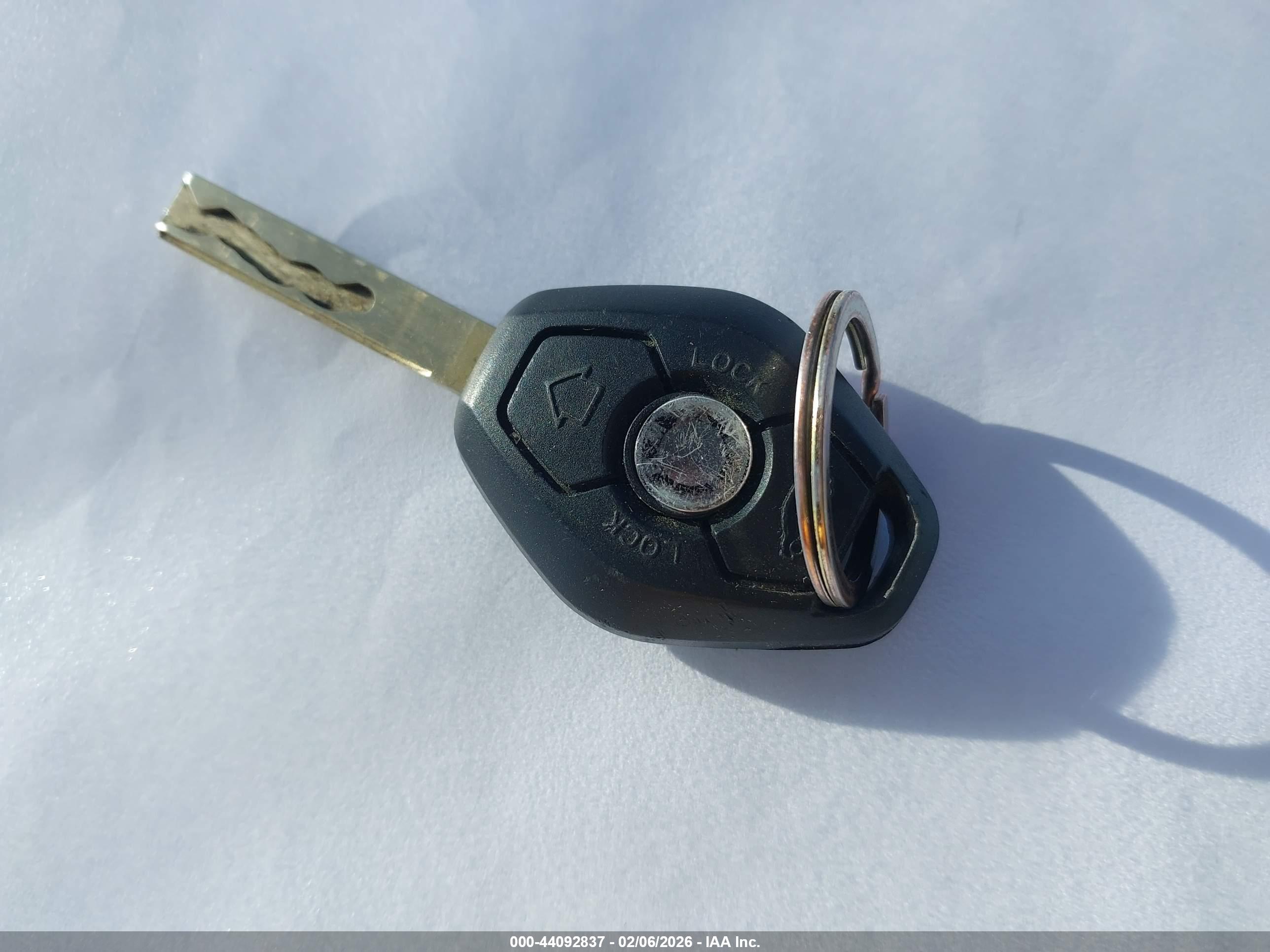 BMW 330I image 11