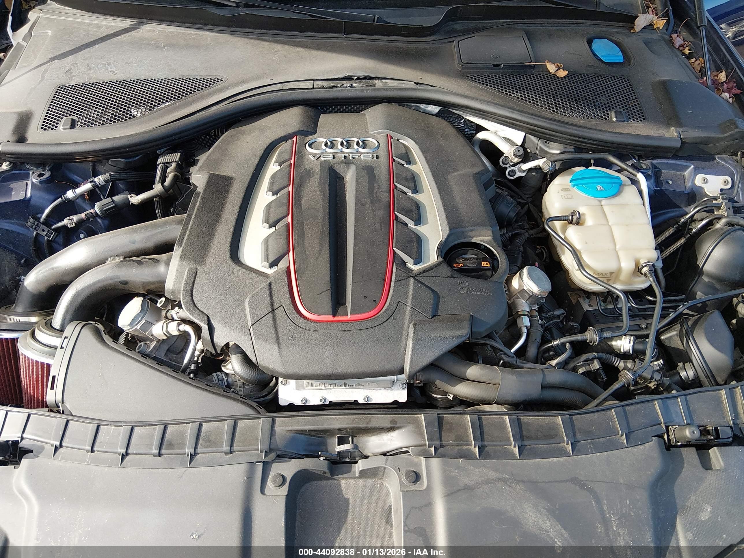 AUDI S6 image 10