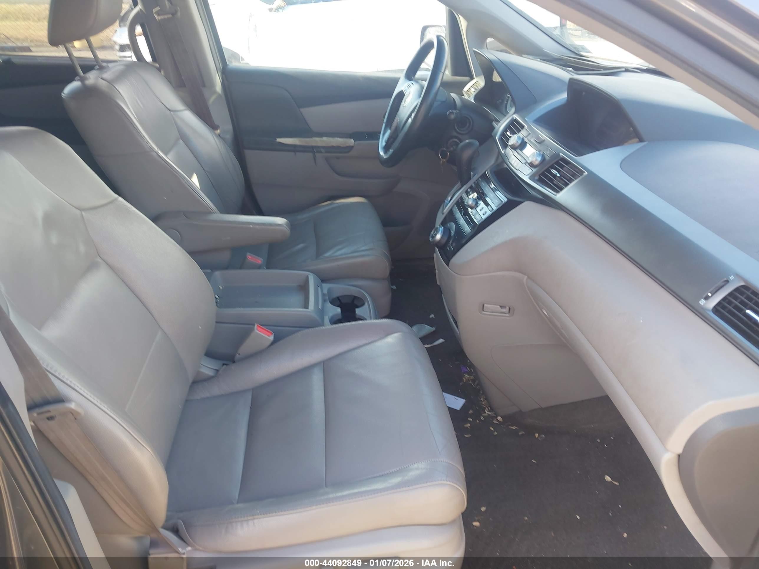 HONDA ODYSSEY image 5