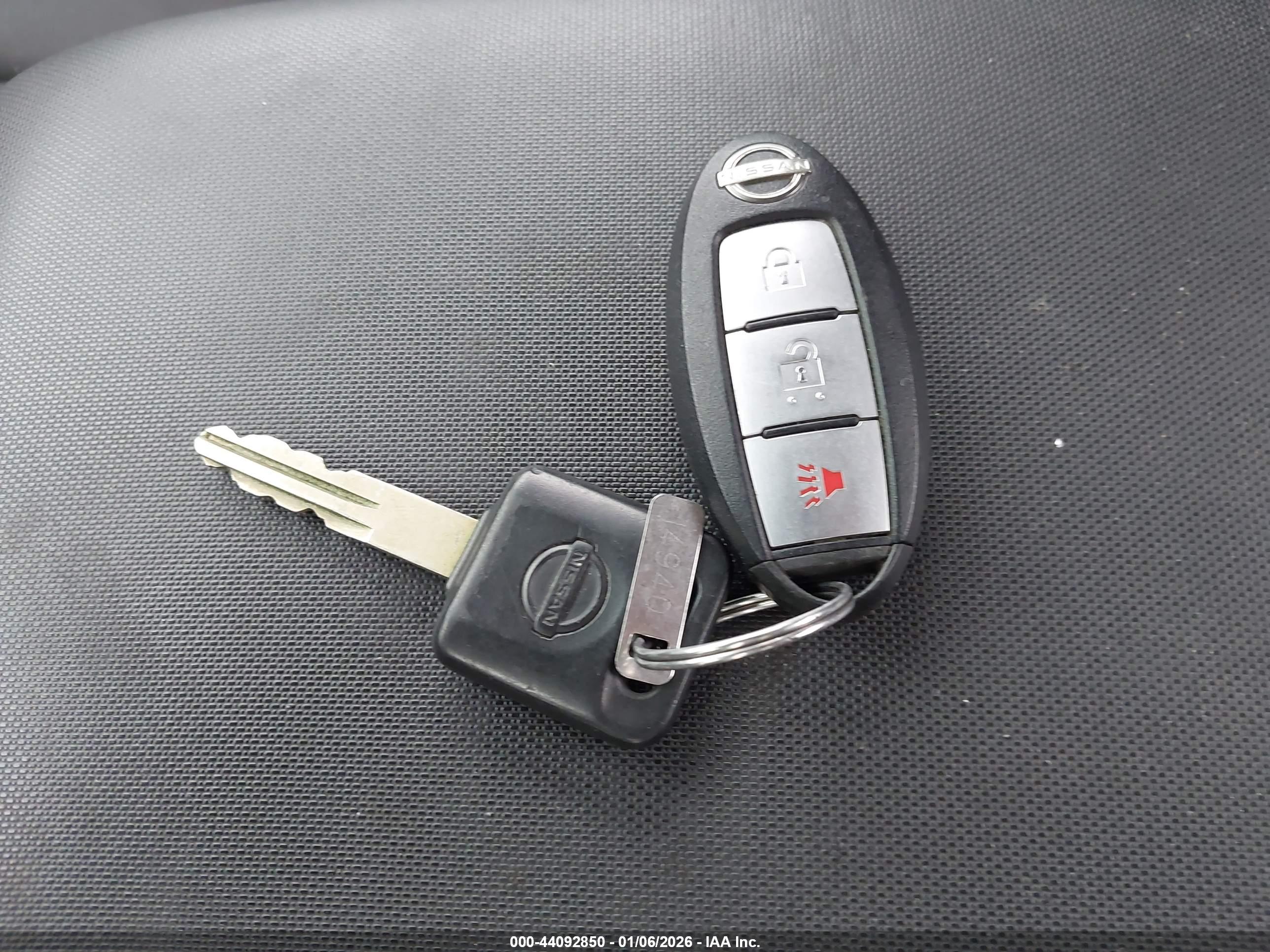 NISSAN FRONTIER image 11
