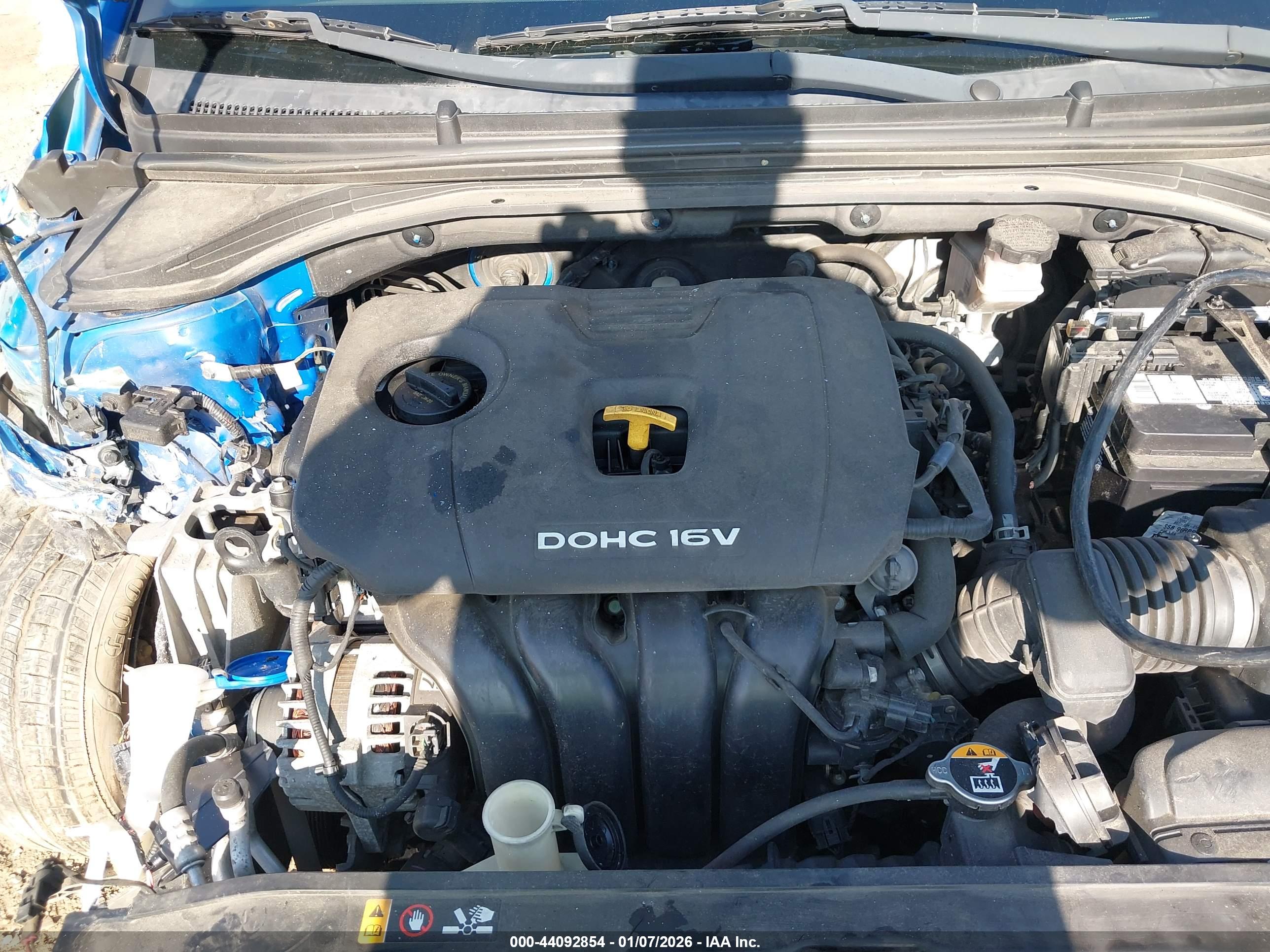 HYUNDAI ELANTRA image 10