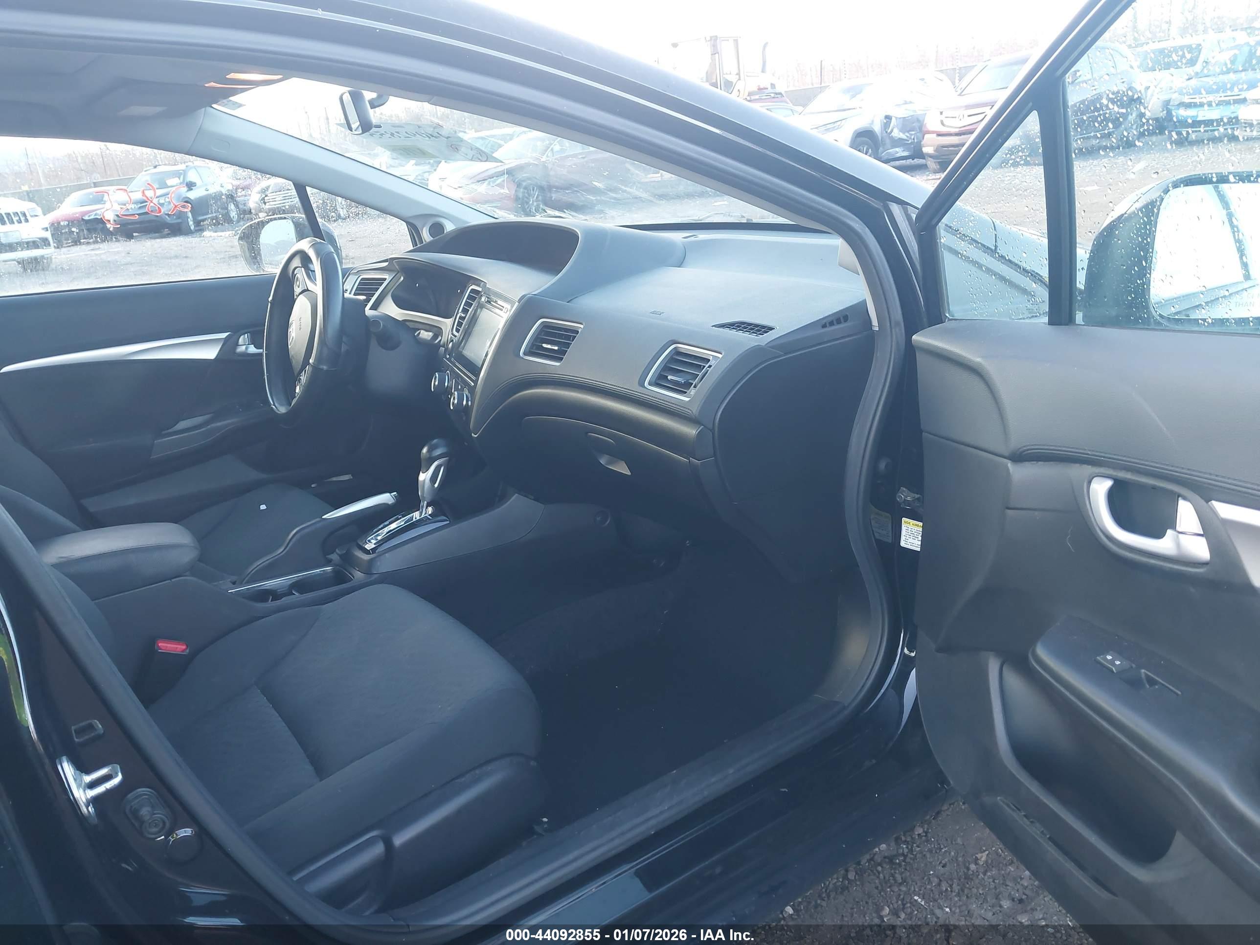 HONDA CIVIC image 5