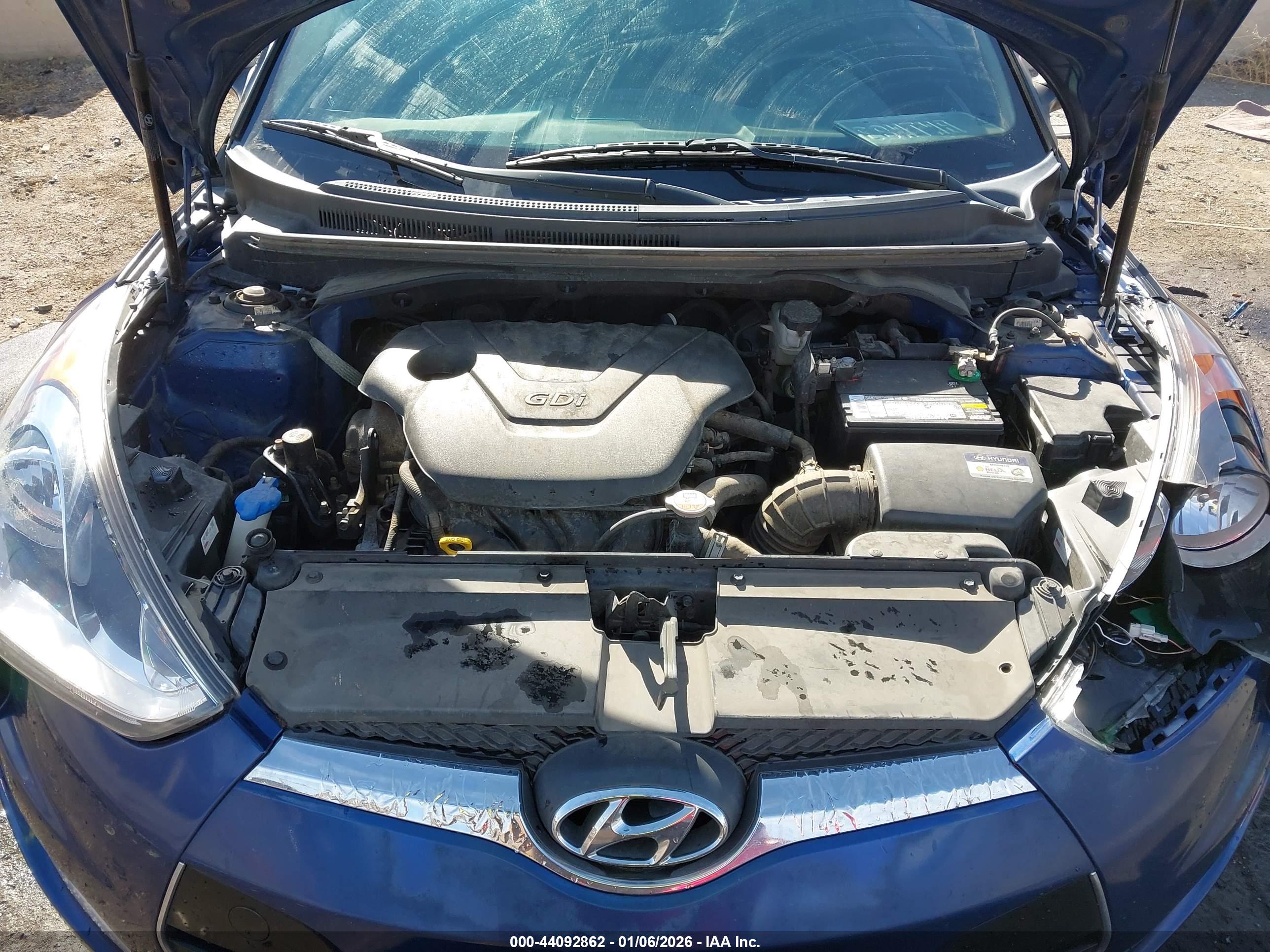HYUNDAI VELOSTER image 10