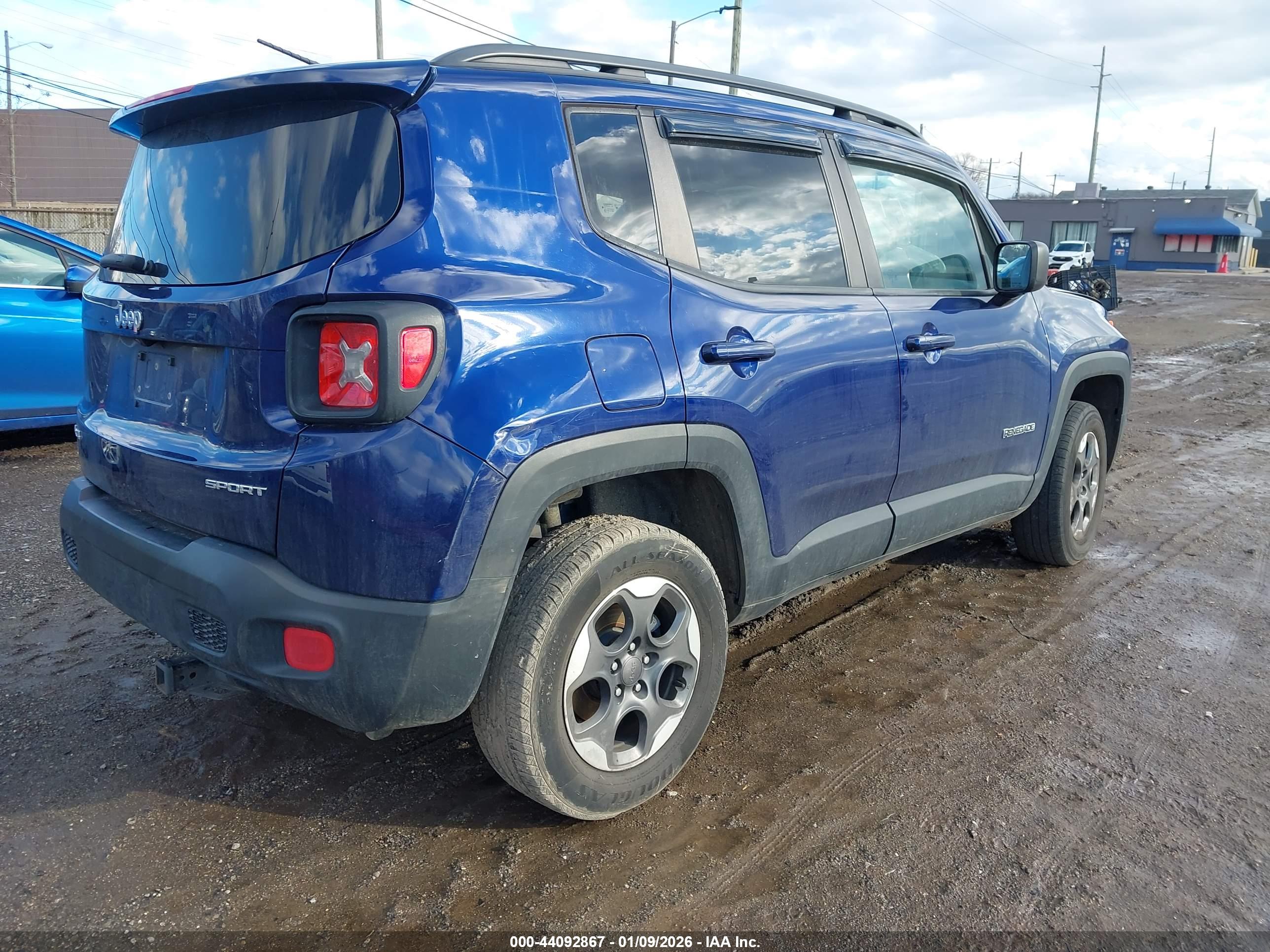 JEEP RENEGADE image 4
