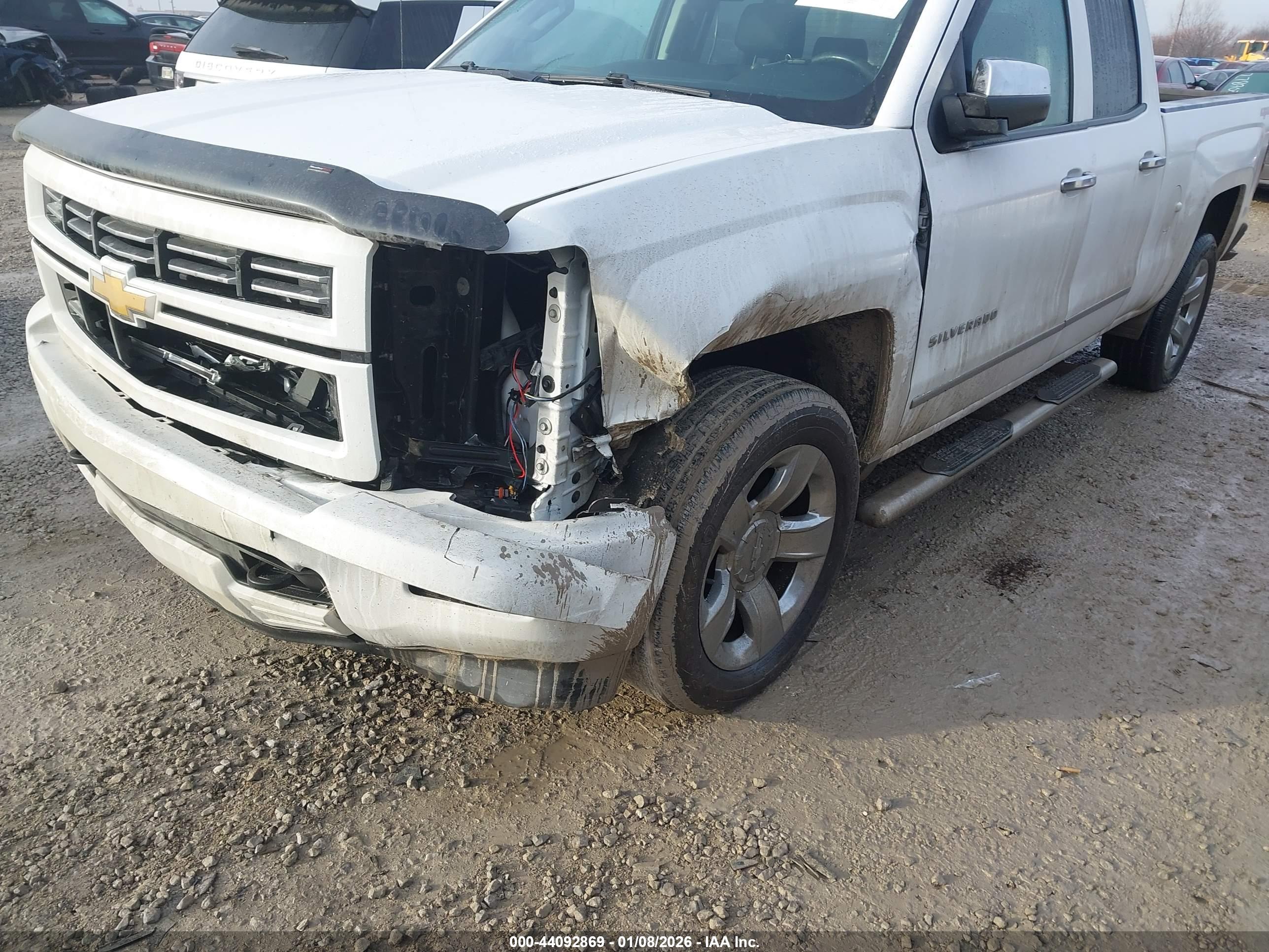 CHEVROLET SILVERADO image 6