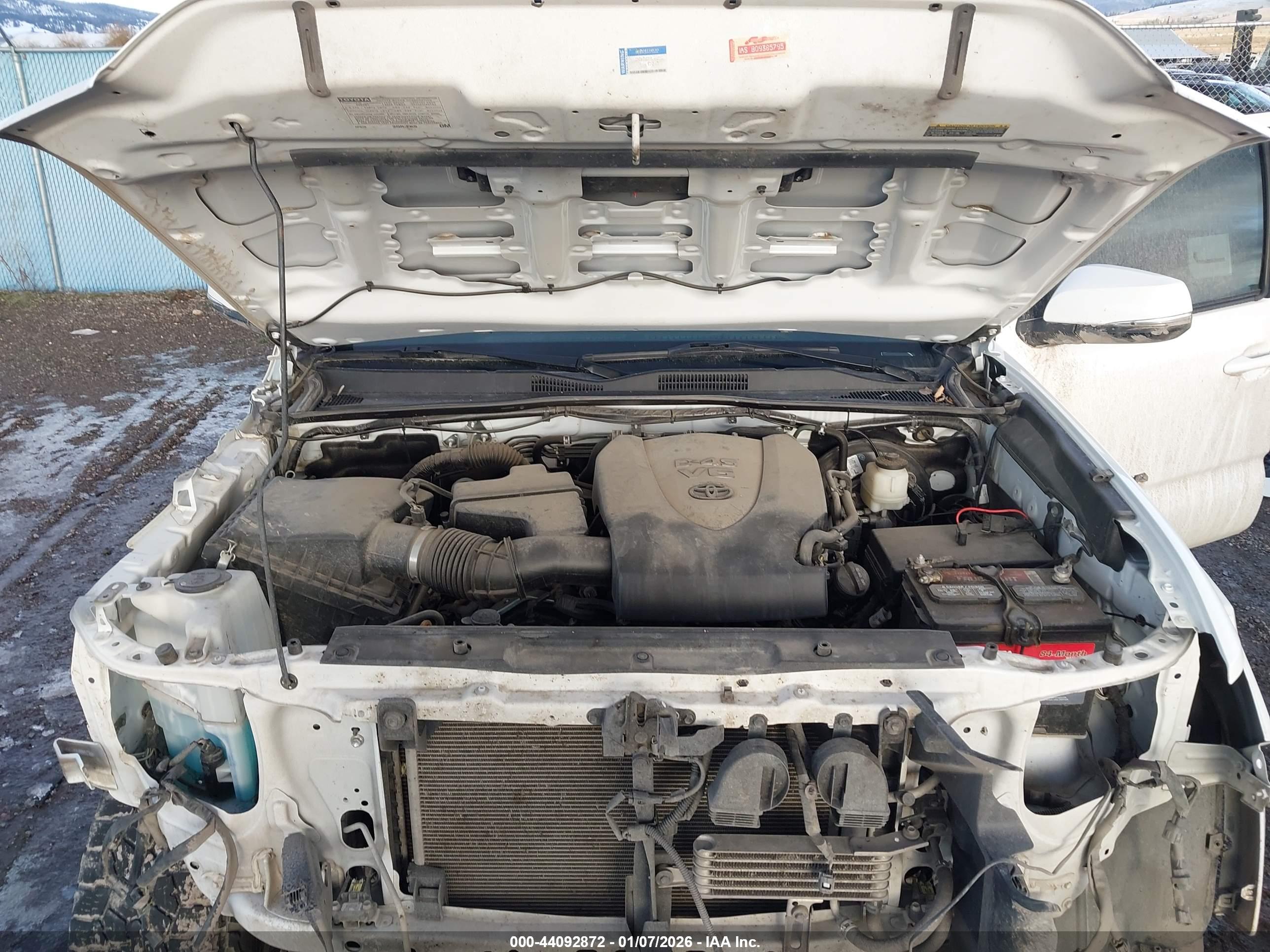 TOYOTA TACOMA image 10